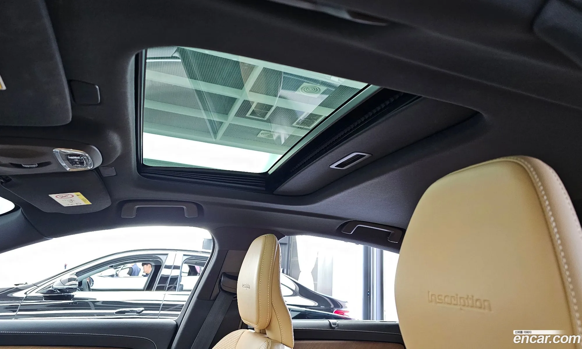 Volvo S90 2019 — 28