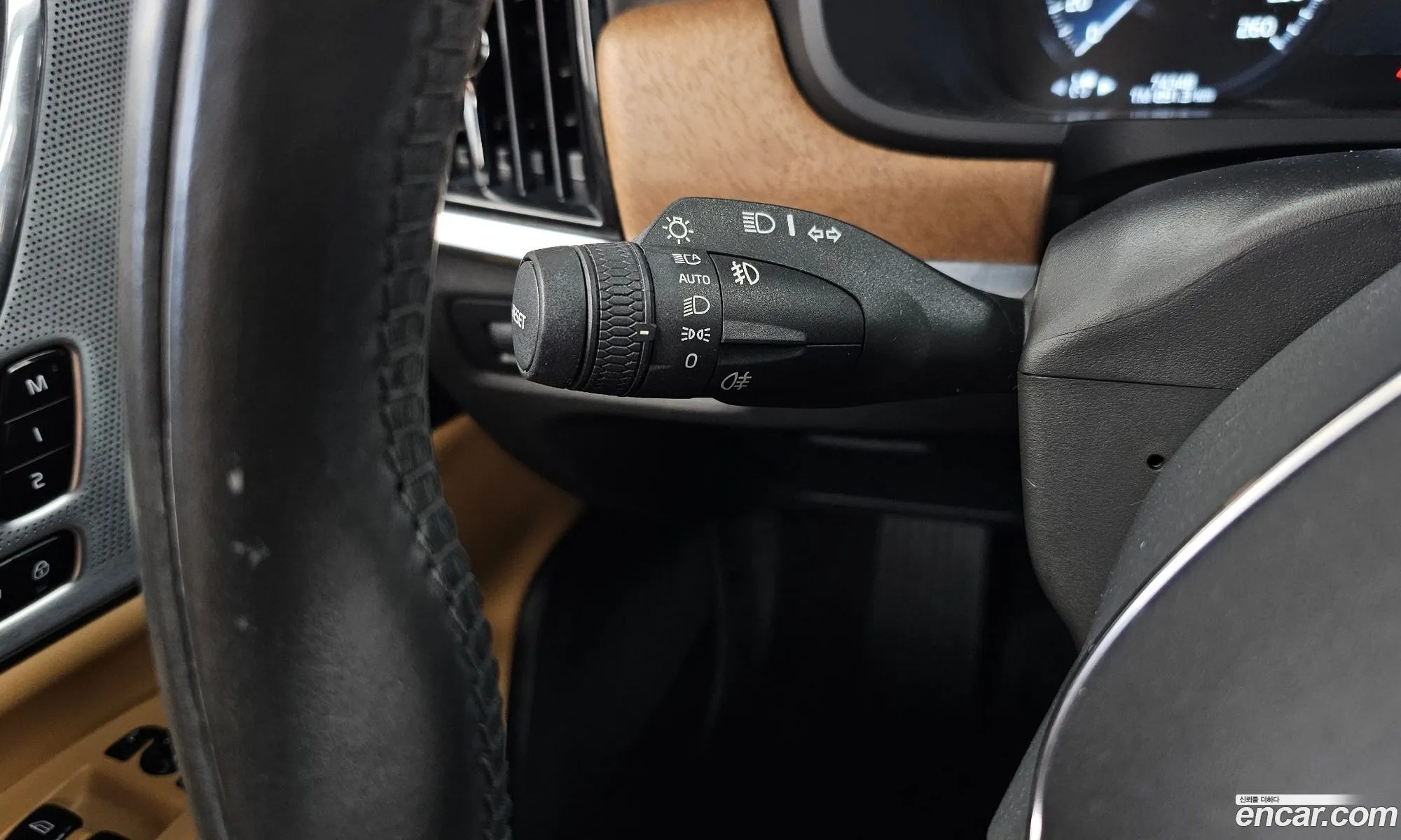 Volvo S90 2019 — 31