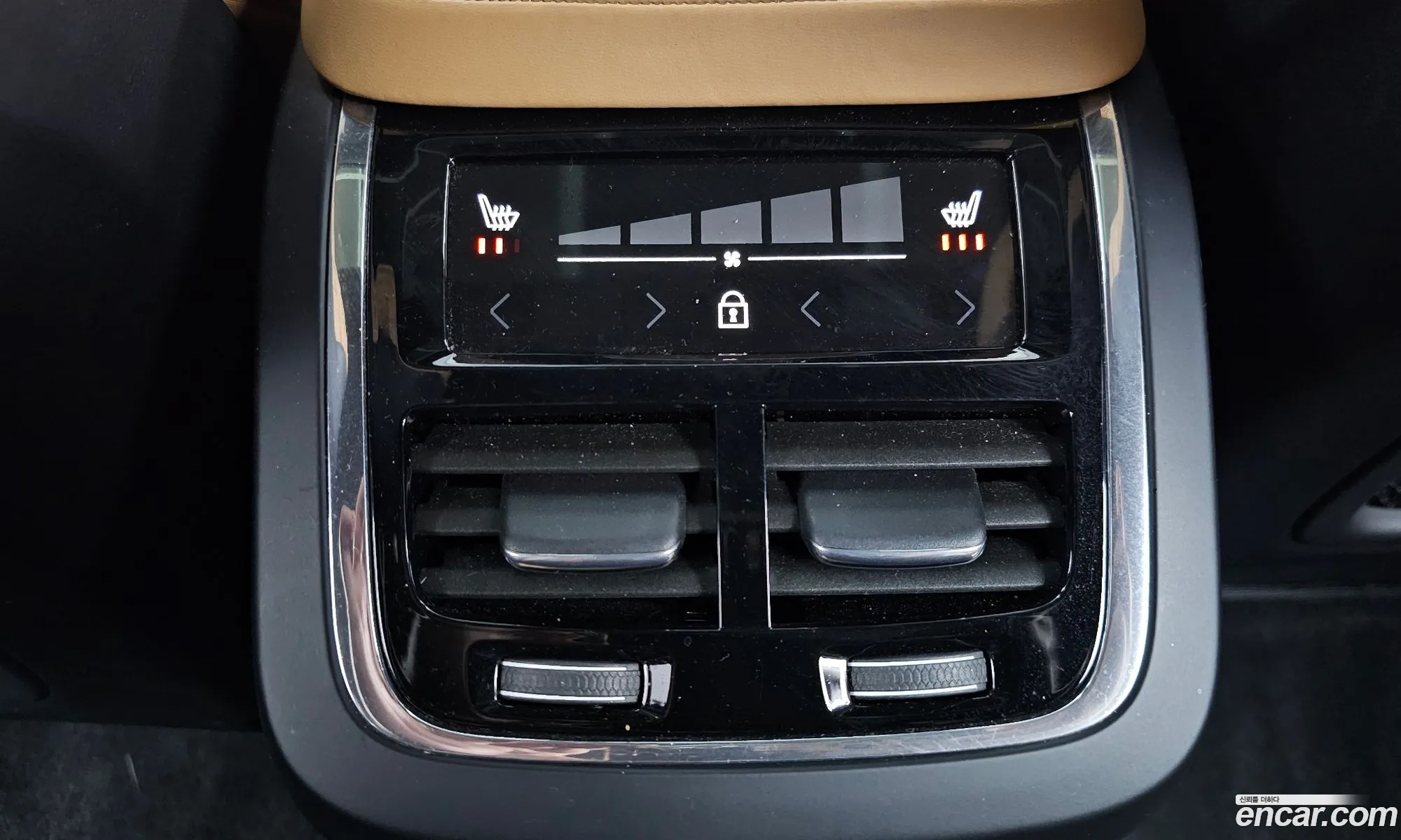 Volvo S90 2019 — 35
