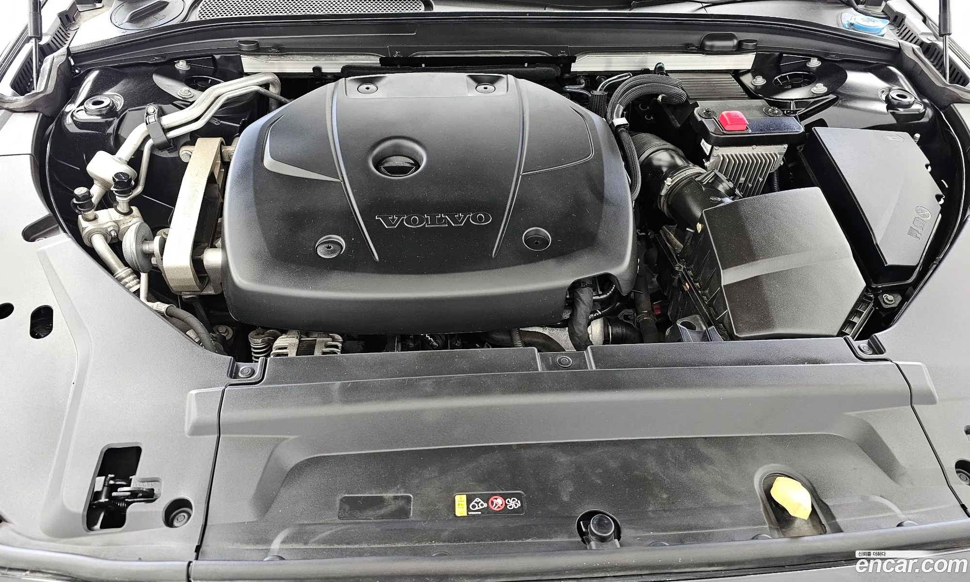 Volvo S90 2019 — 2