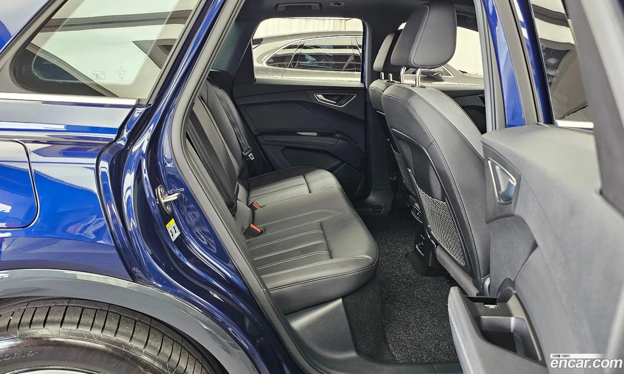 Audi Q4 e-tron 2025 — 26