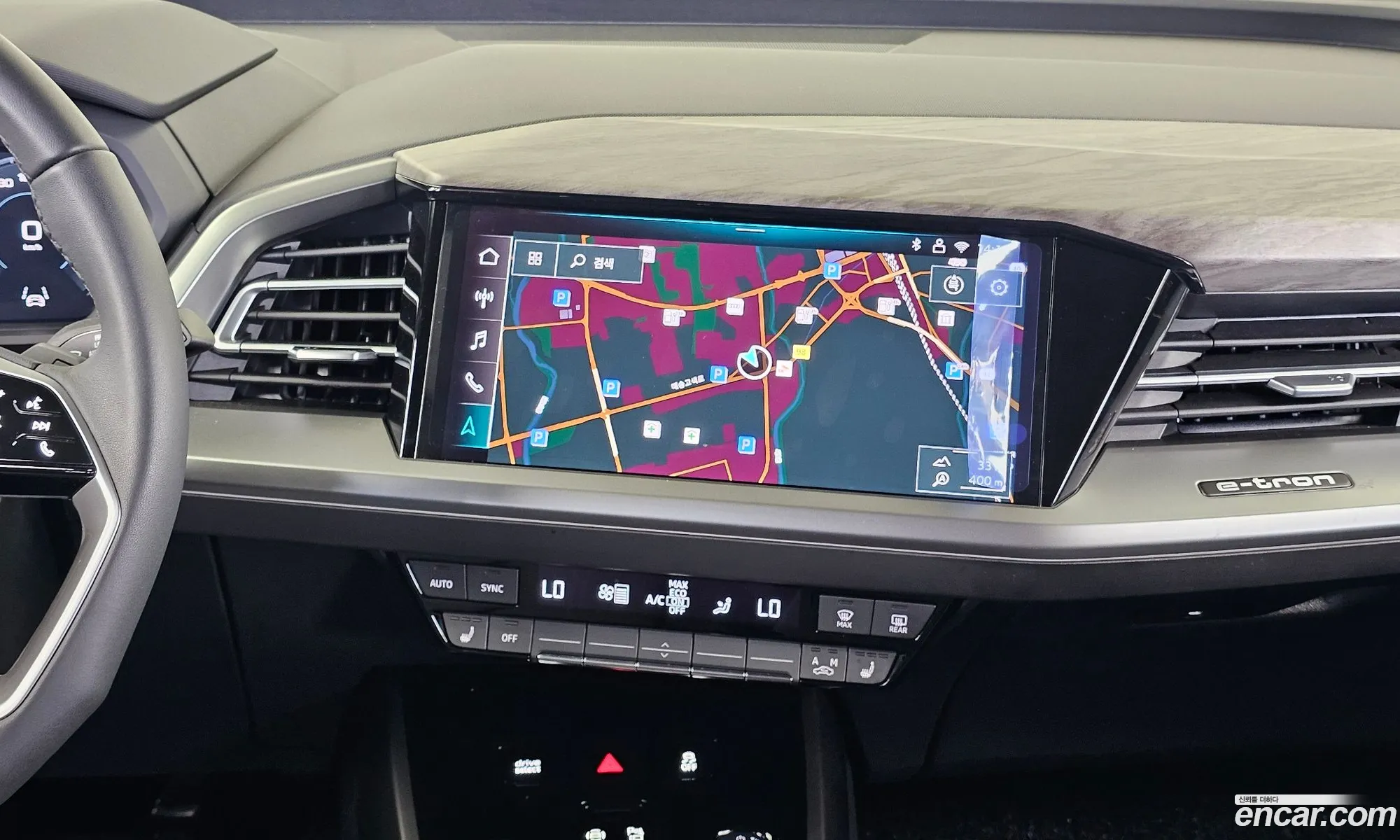 Audi Q4 e-tron 2025 — 30