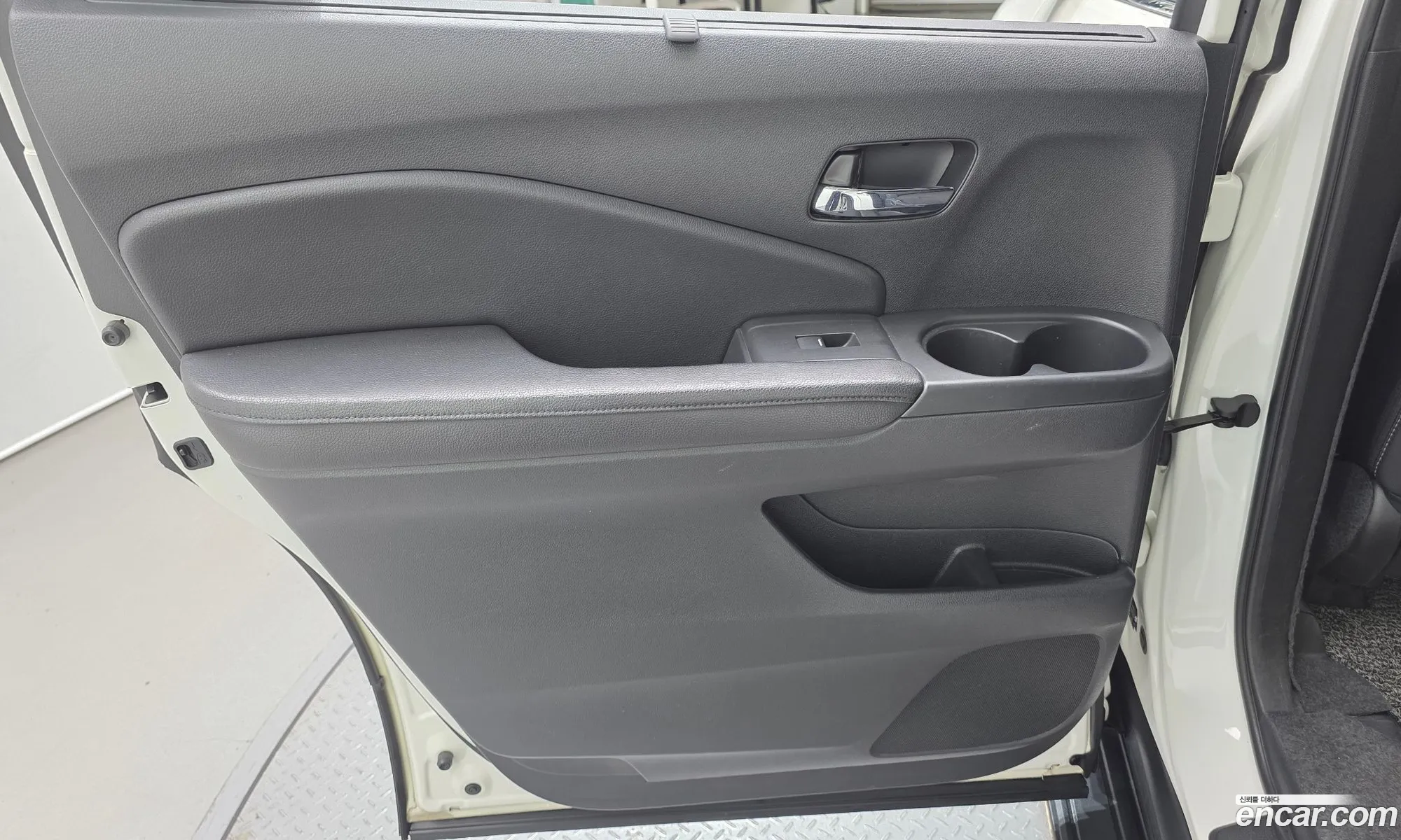 Honda Pilot 2017 5FNYF6850HB201071 — 25