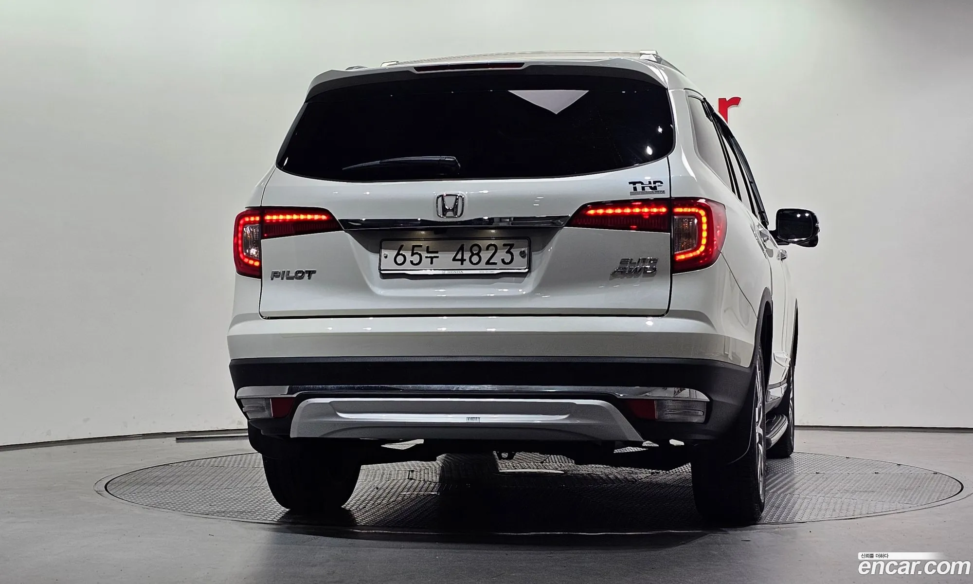 Honda Pilot 2017 5FNYF6850HB201071 — 9