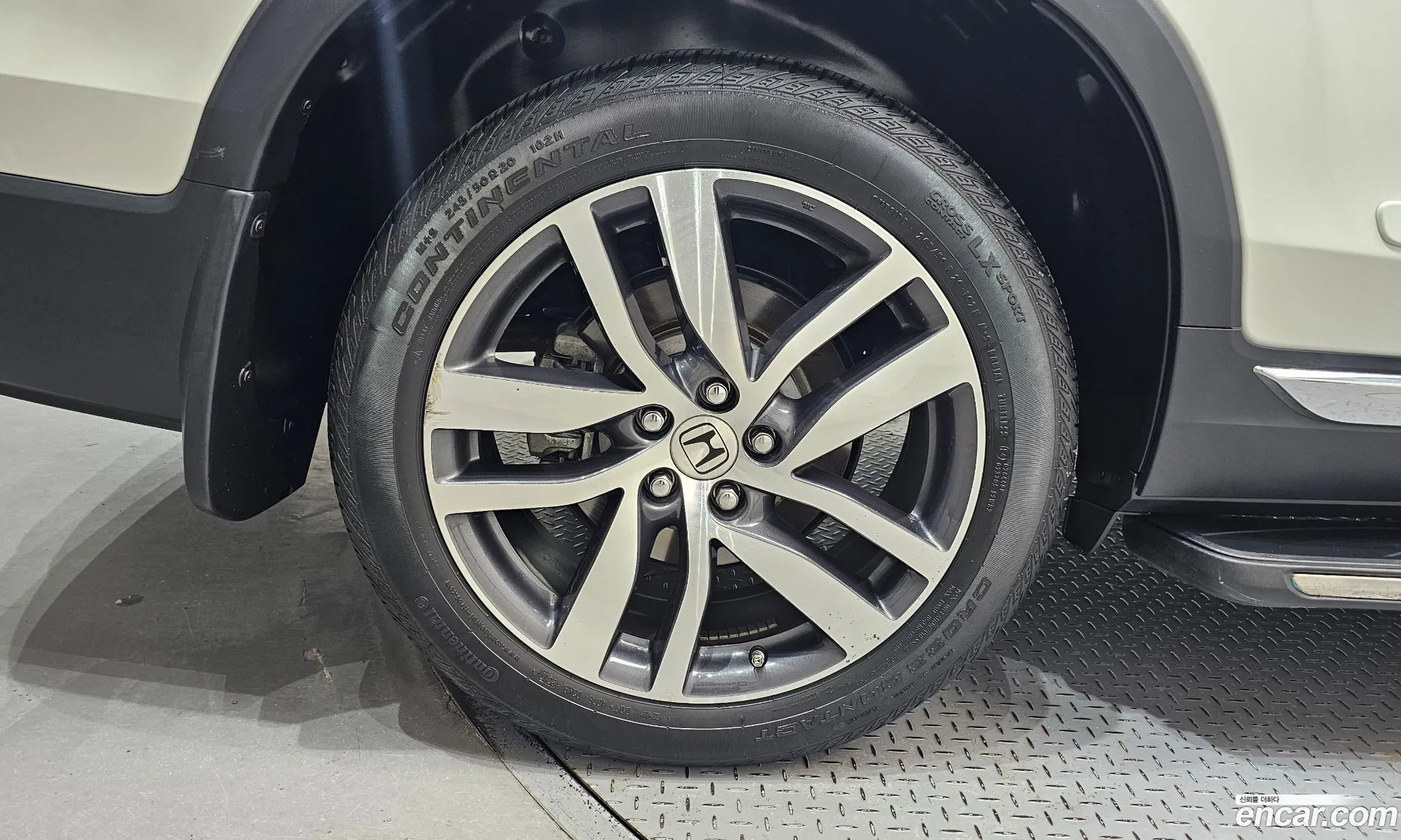 Honda Pilot 2017 5FNYF6850HB201071 — 29