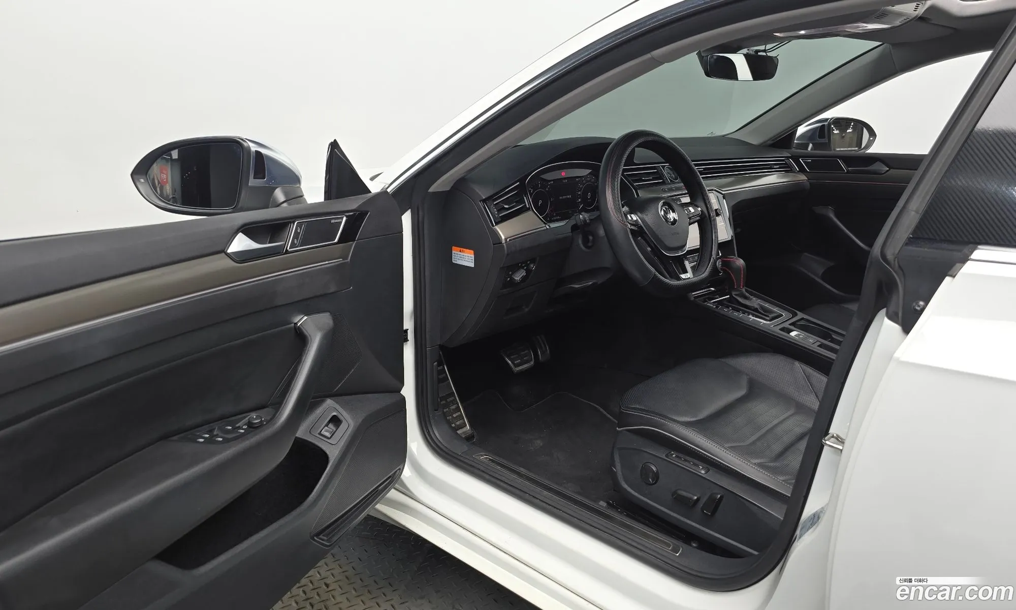 Volkswagen Arteon 2019 — 12