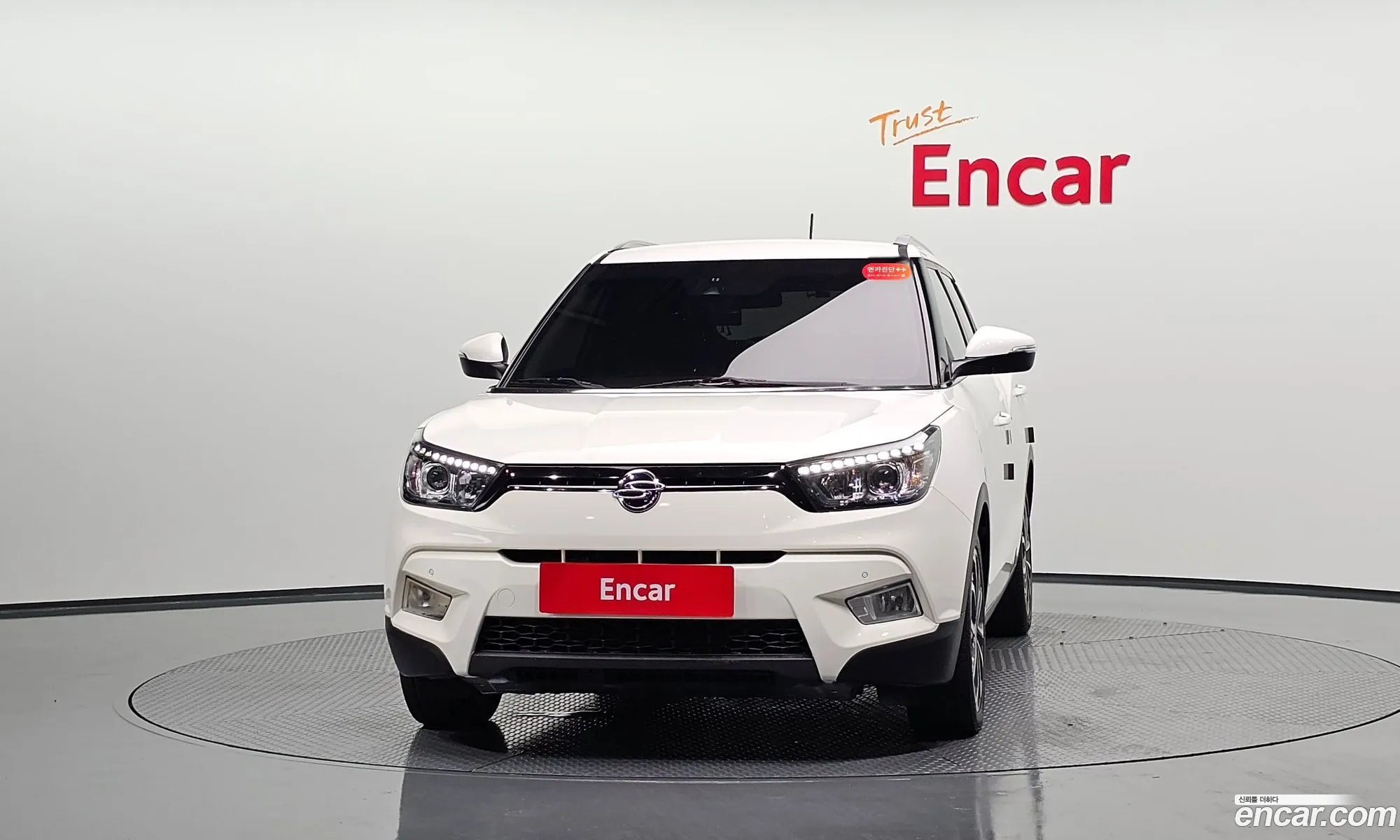 KG Mobility (SsangYong) Tivoli 2017 — 3