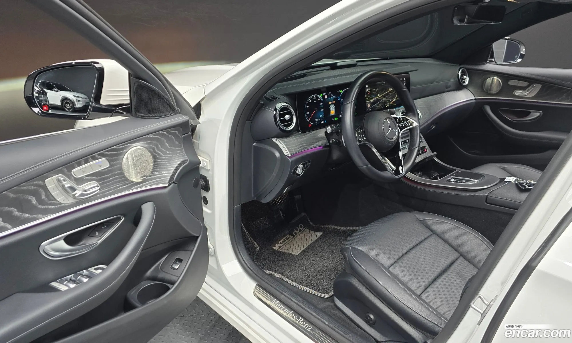 Mercedes-Benz E-Class W213 2022 — 30