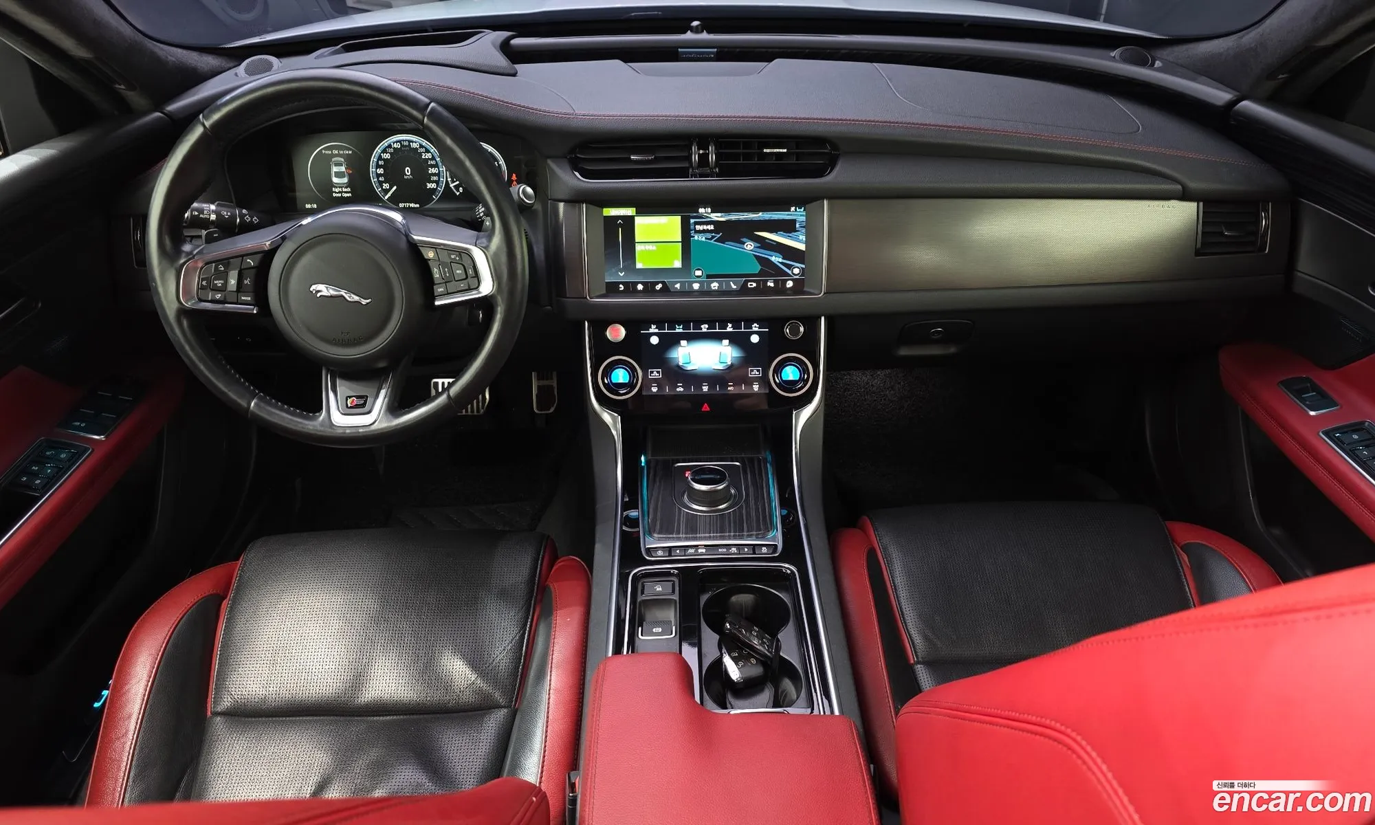 Jaguar XF 2017 SAJBA4BVXHCY38683 — 20