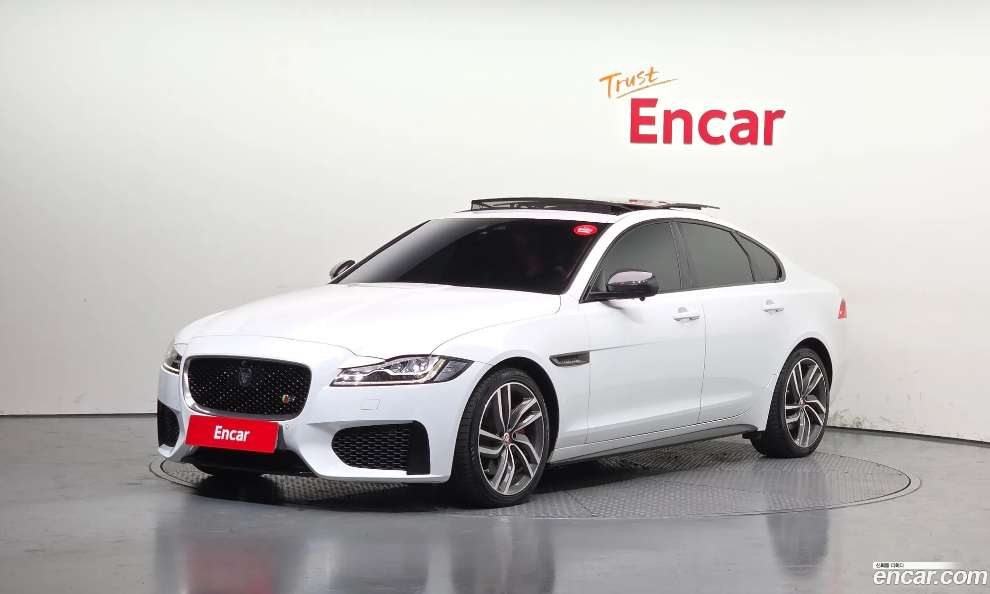 Jaguar XF 2017 SAJBA4BVXHCY38683 — 7