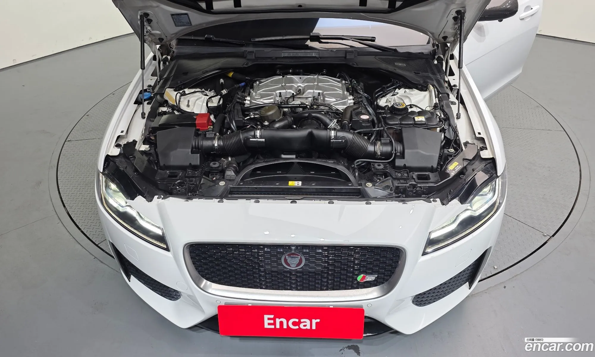 Jaguar XF 2017 SAJBA4BVXHCY38683 — 15