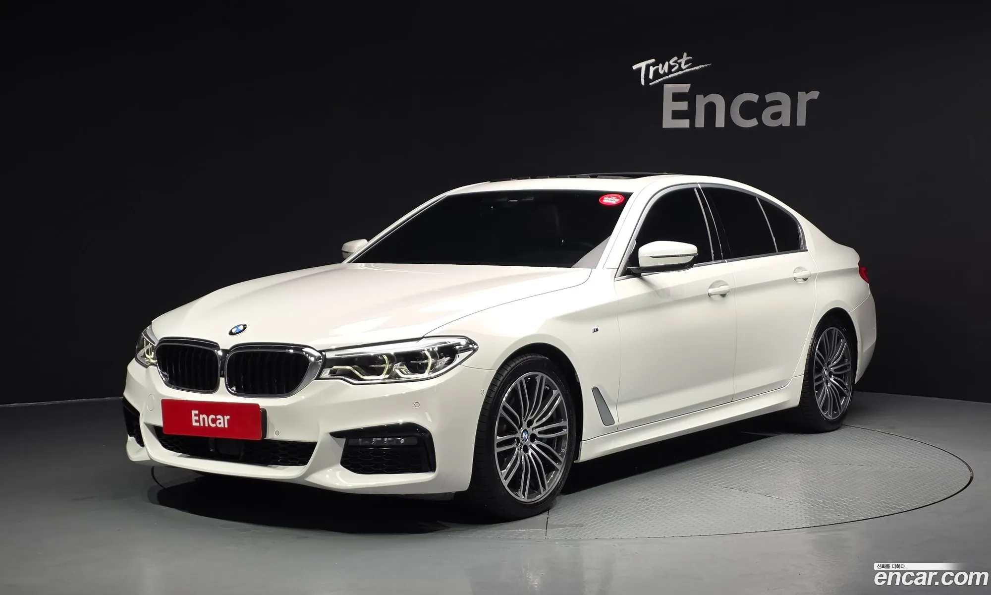 BMW 5 Series 2019 WBAJD9104KB277802 — 19