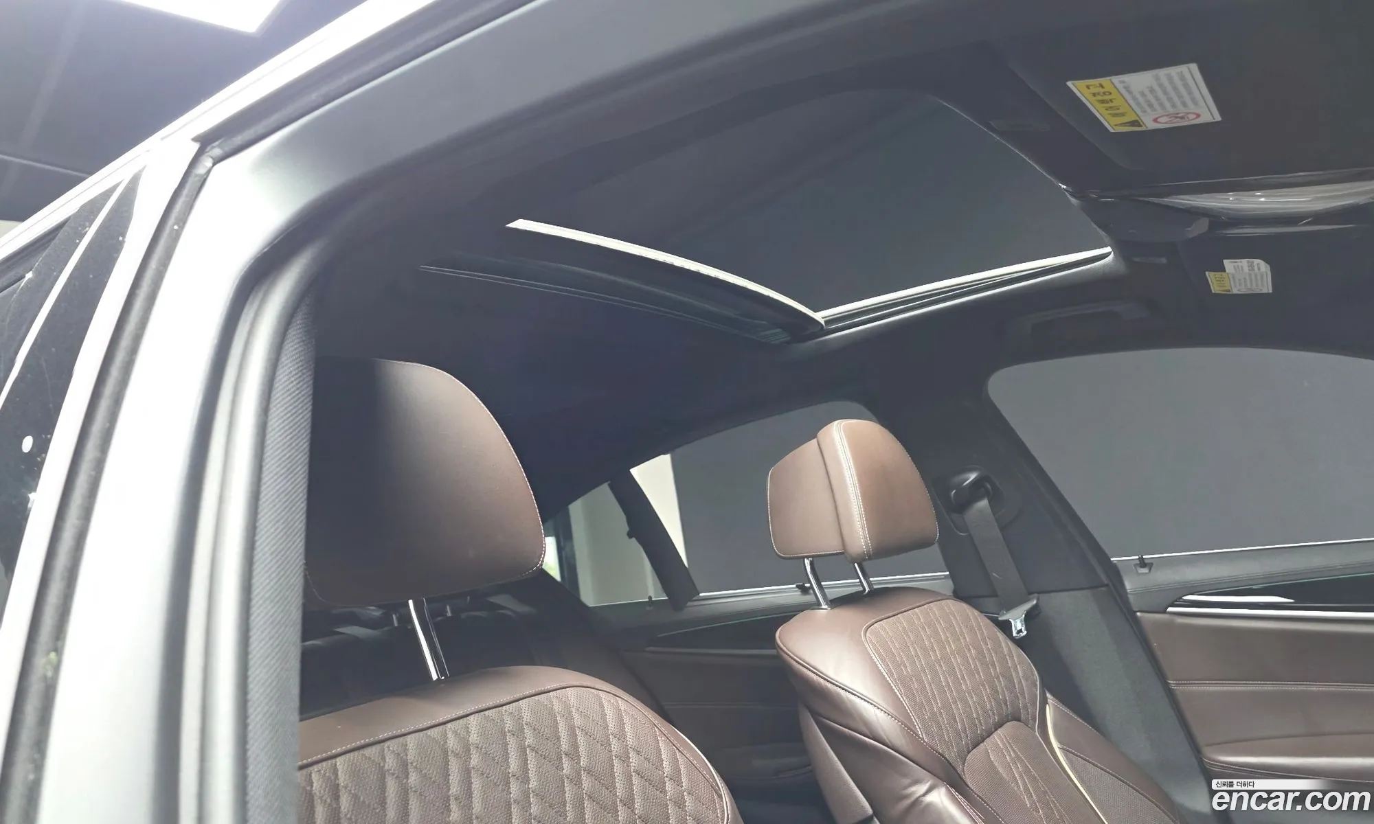 BMW 5 Series 2019 WBAJD9104KB277802 — 10