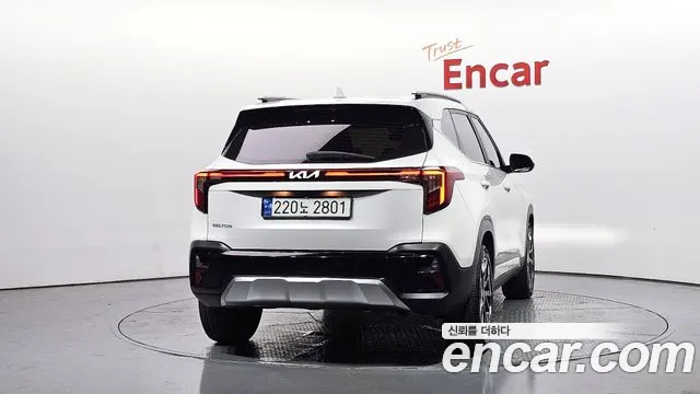 Kia Seltos 2023 — 3