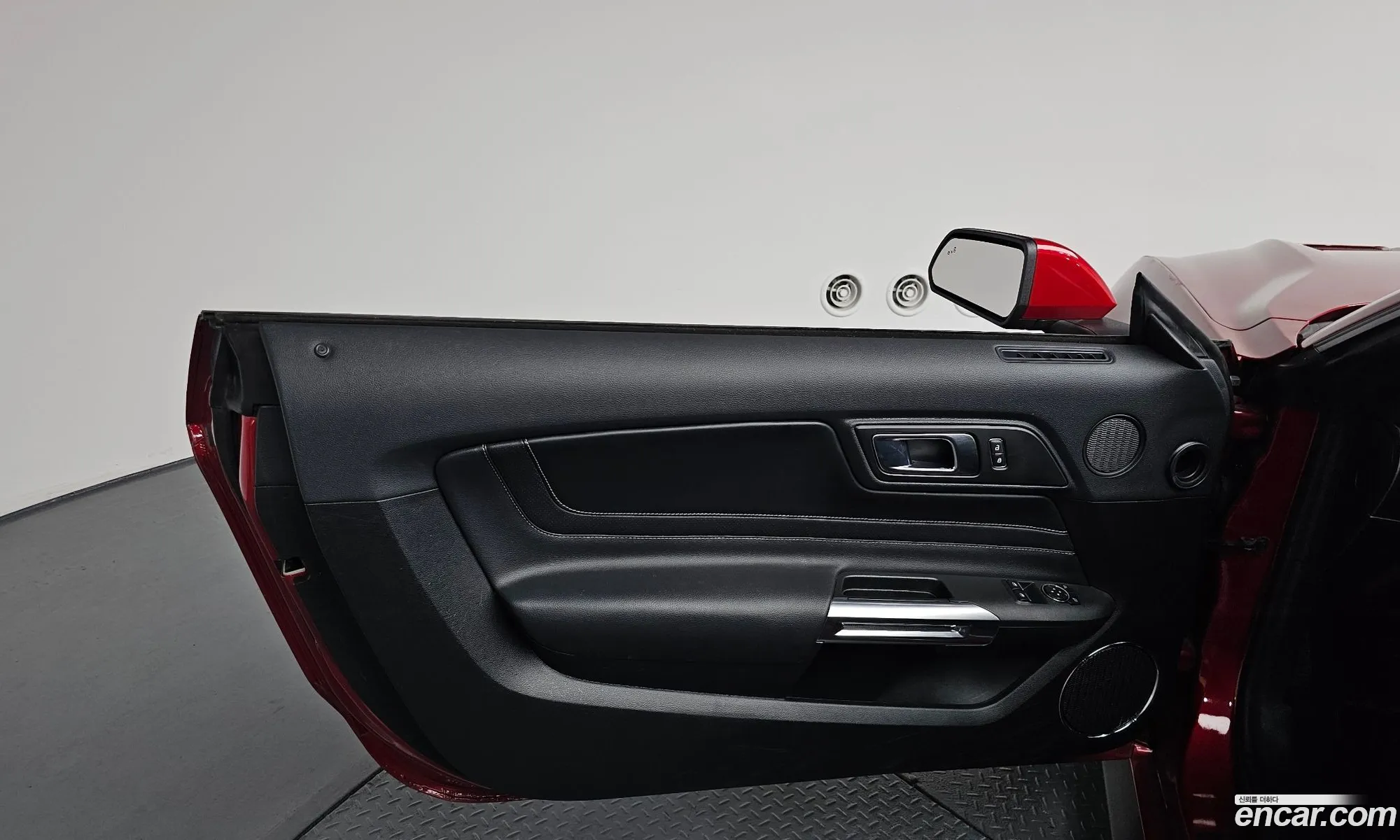 Ford Mustang 2022 — 33