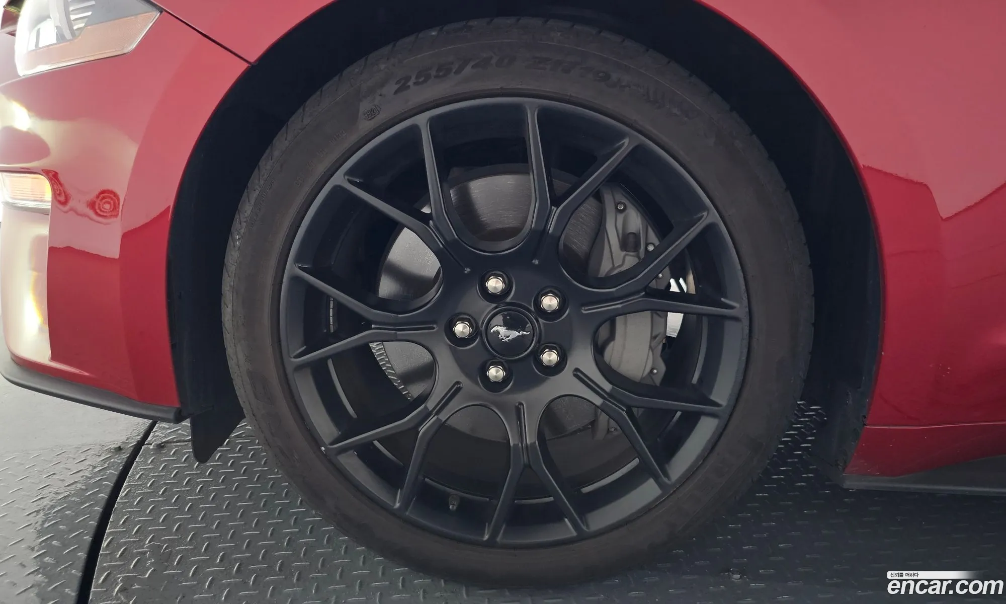 Ford Mustang 2022 — 29