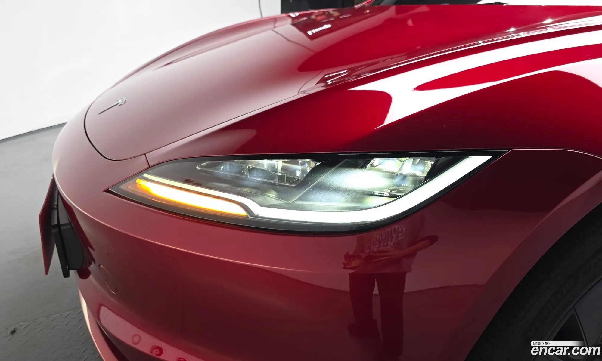 Tesla Model 3 2024 LRW3E7EK6RC161530 — 2
