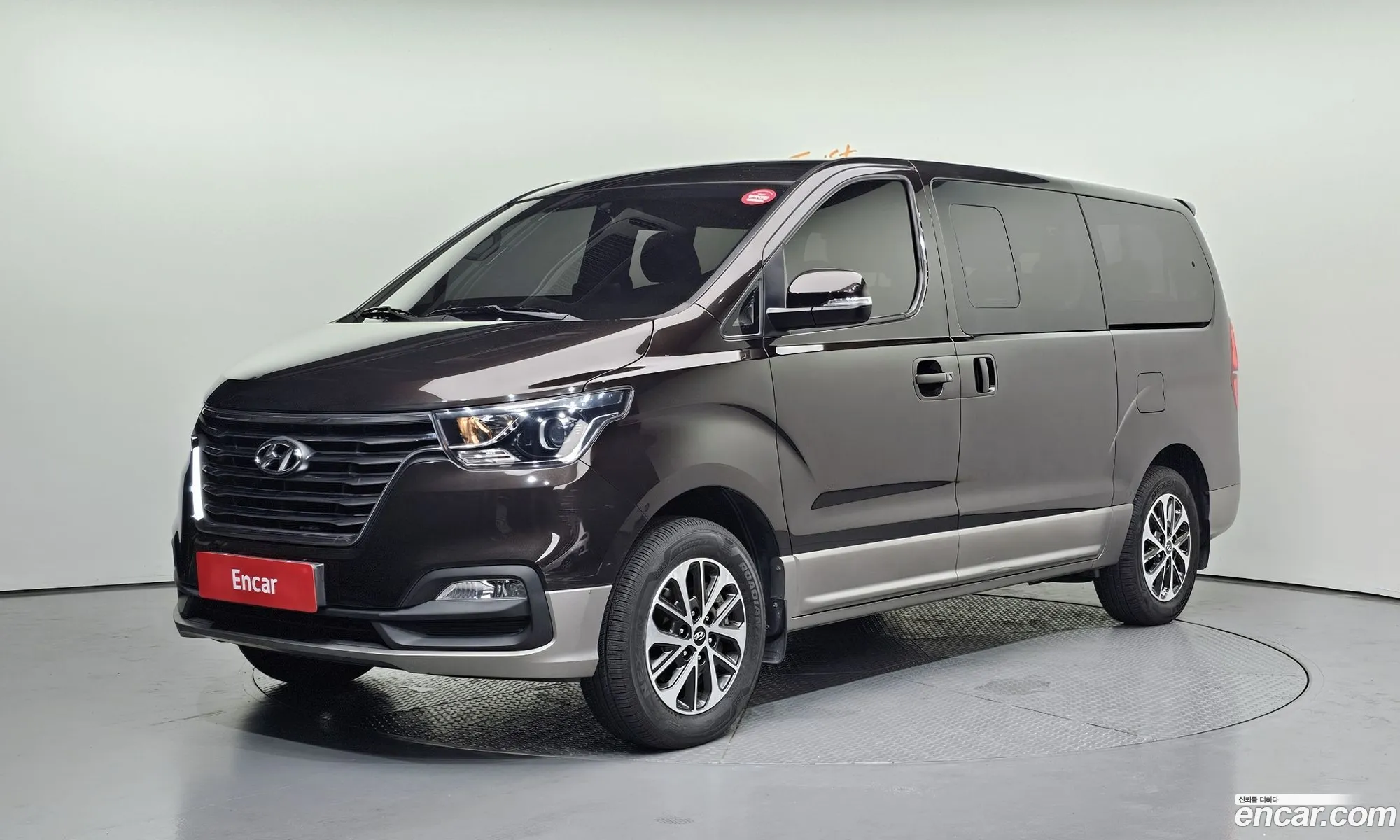 Hyundai Grand Starex 2018 — 2