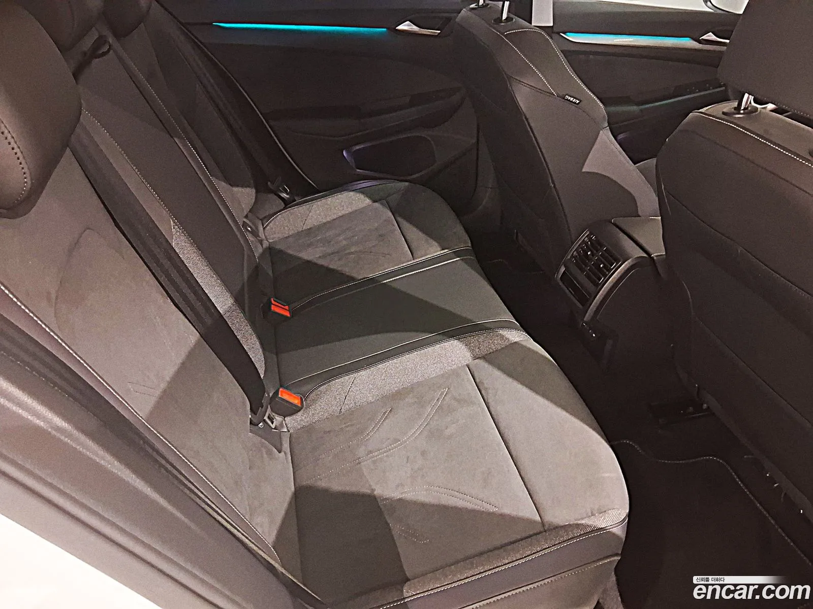 Volkswagen Golf 8th Gen 2025 — 4