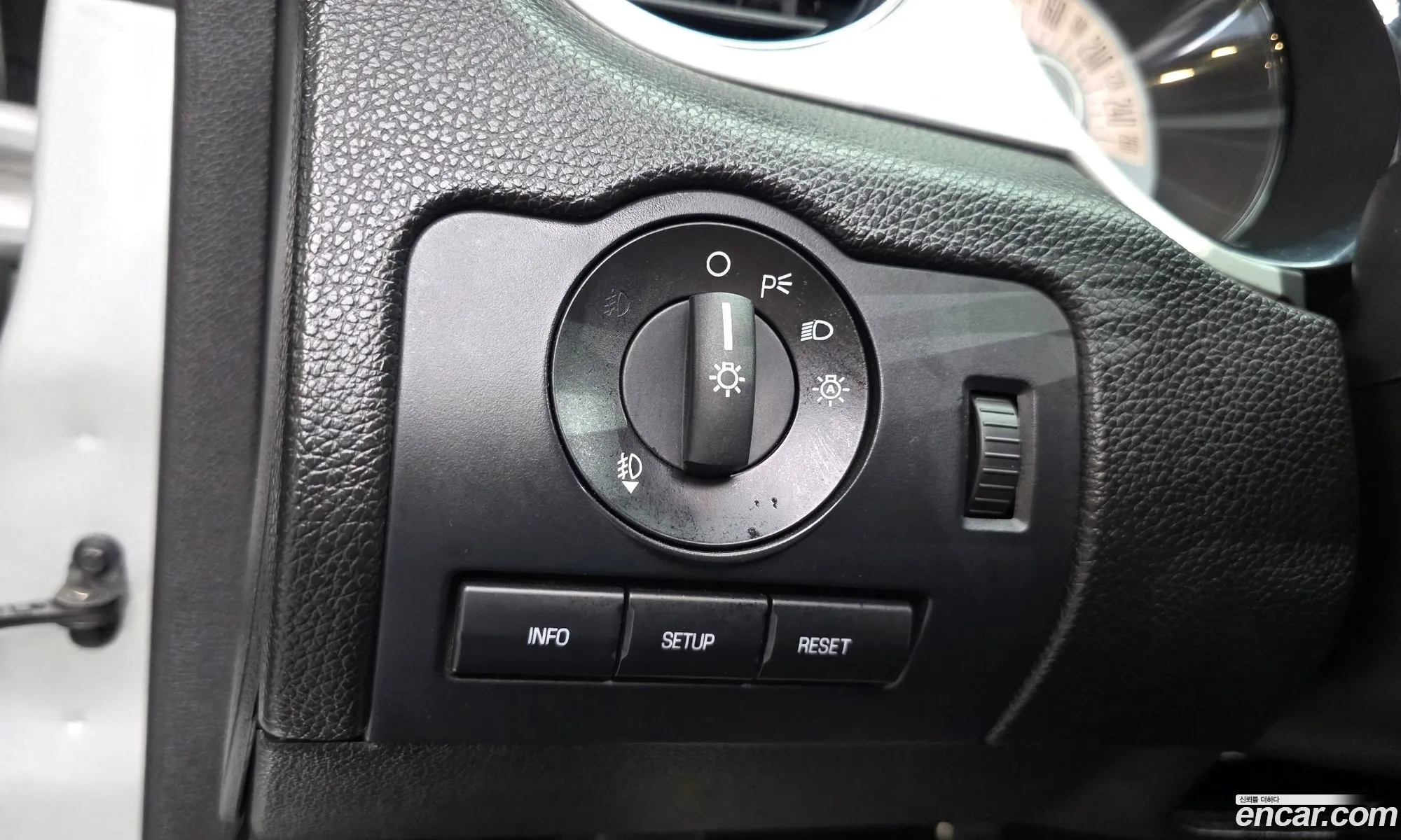 Ford Mustang 2010 1ZVBP8EM2B5118519 — 5