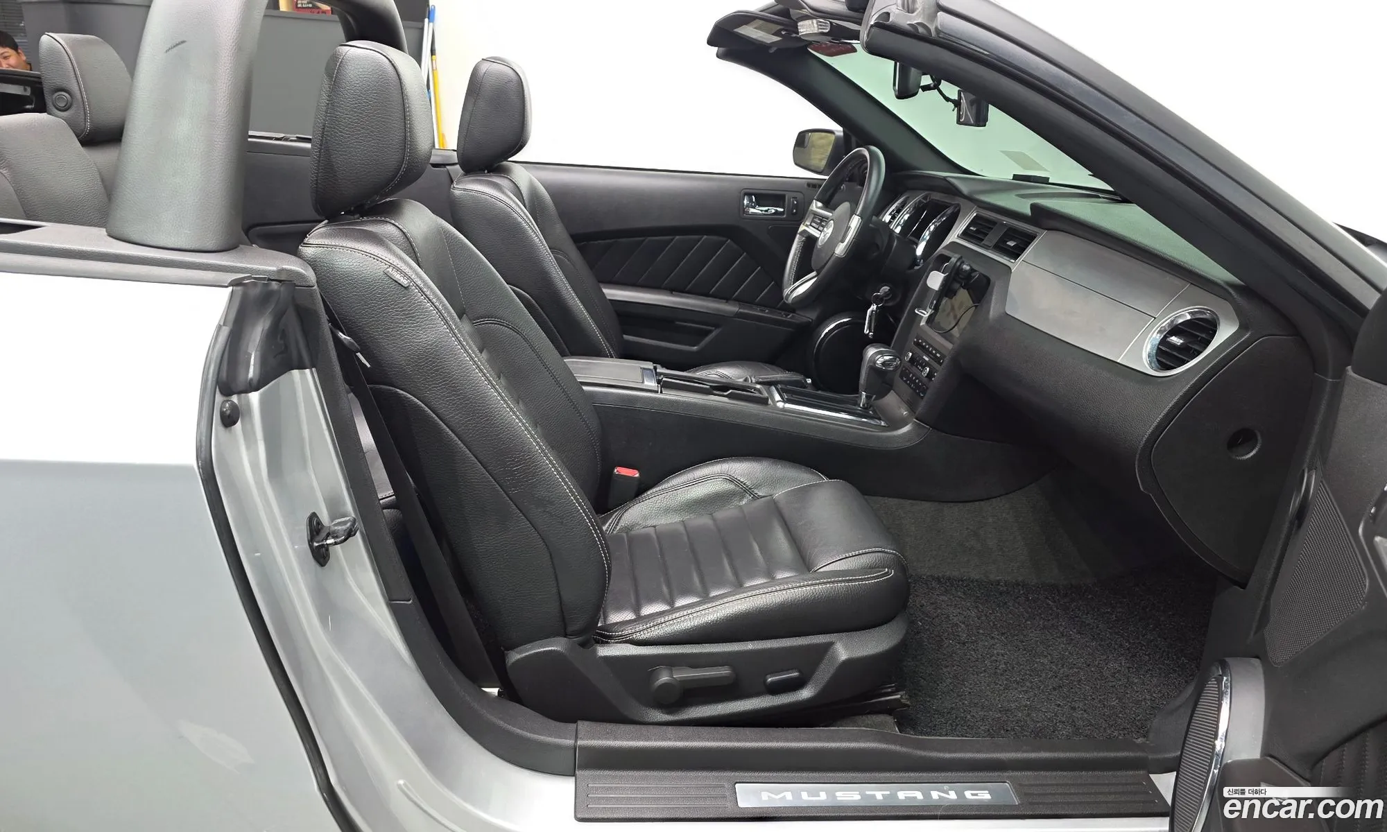 Ford Mustang 2010 1ZVBP8EM2B5118519 — 9