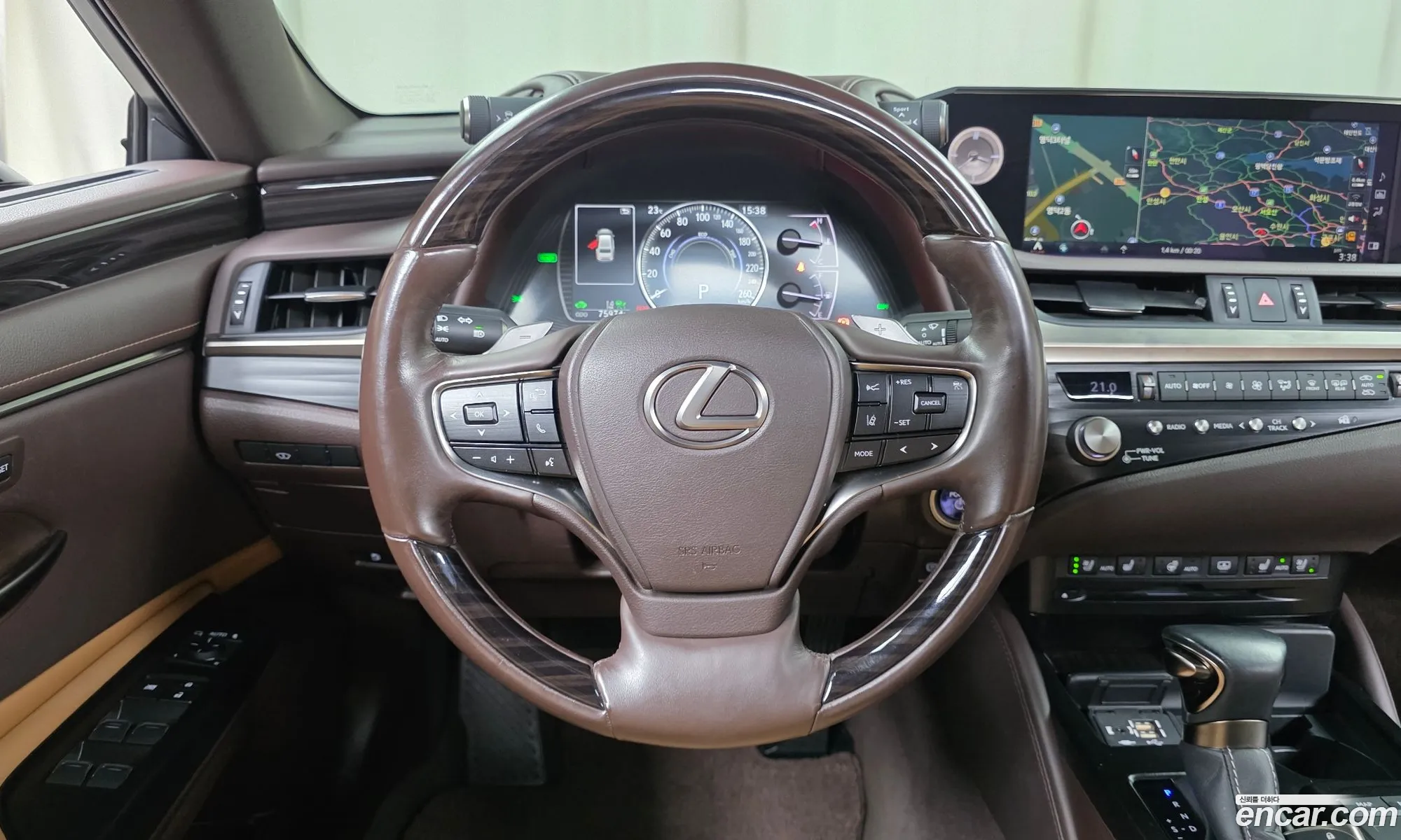 Lexus ES300h 7th Gen 2021 JTHBA1C16M2005793 — 10