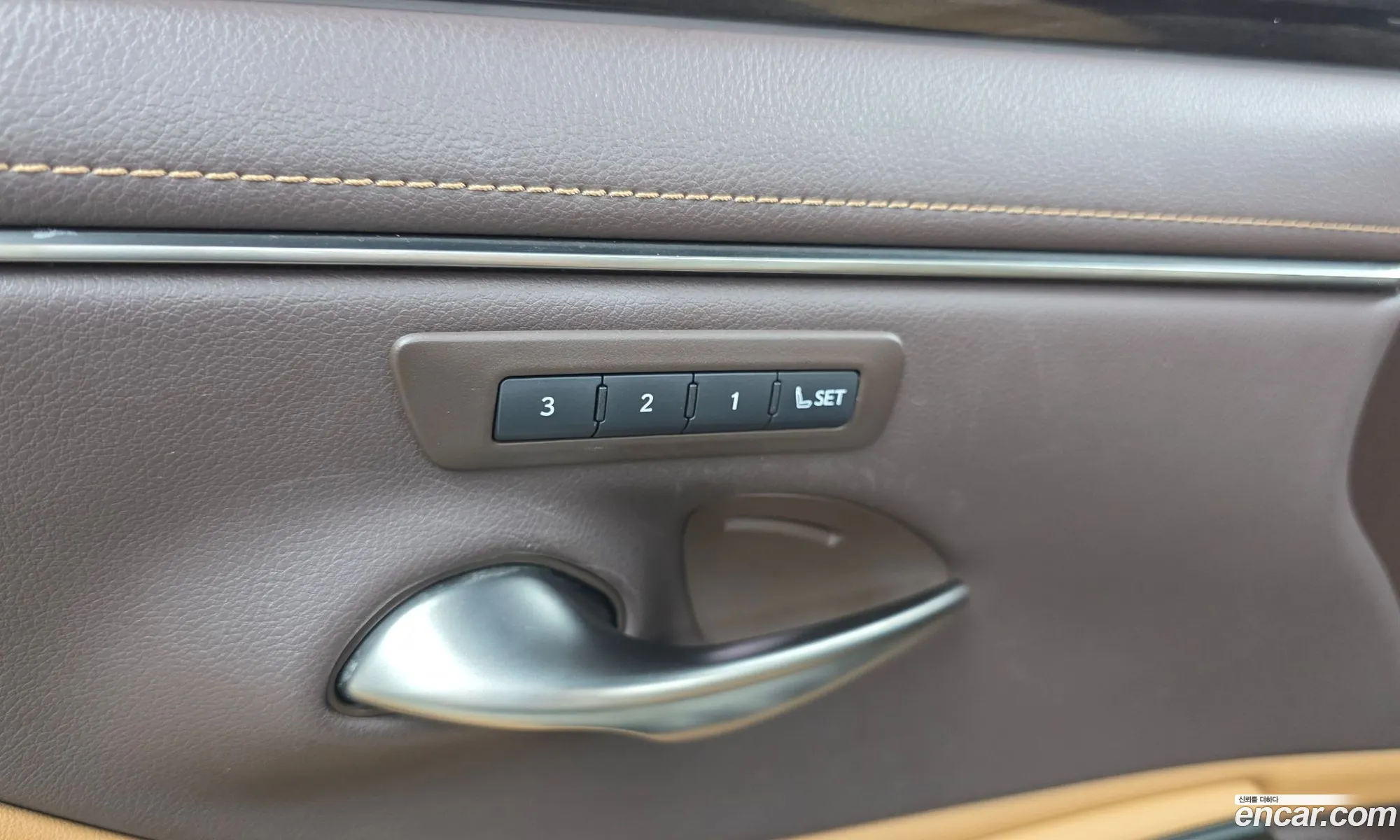 Lexus ES300h 7th Gen 2021 JTHBA1C16M2005793 — 19