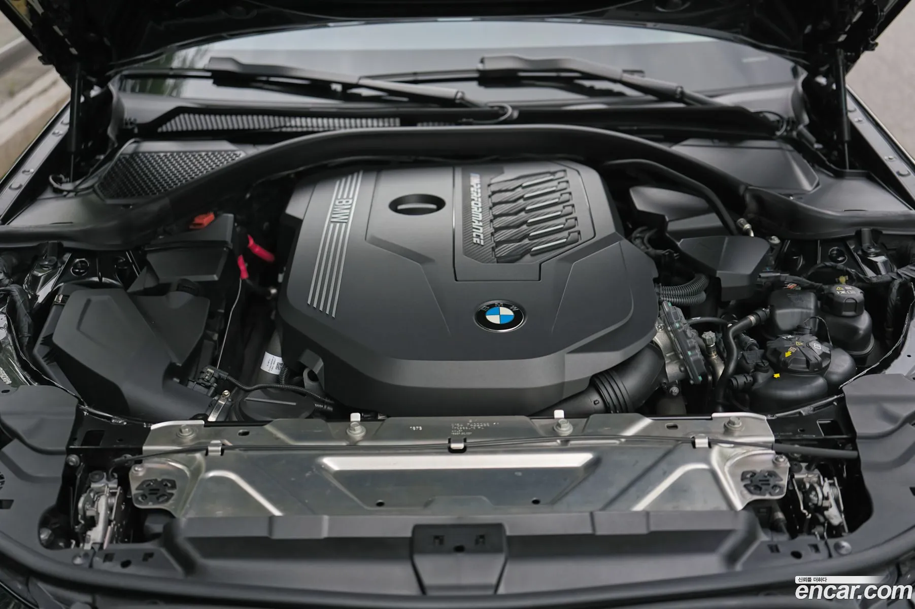 BMW 3 Series 2023 — 11