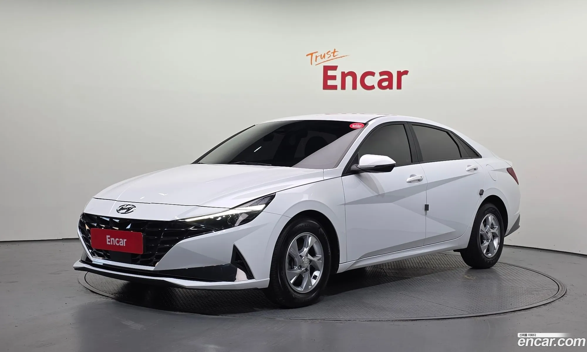 Hyundai Elantra 2021 — 3