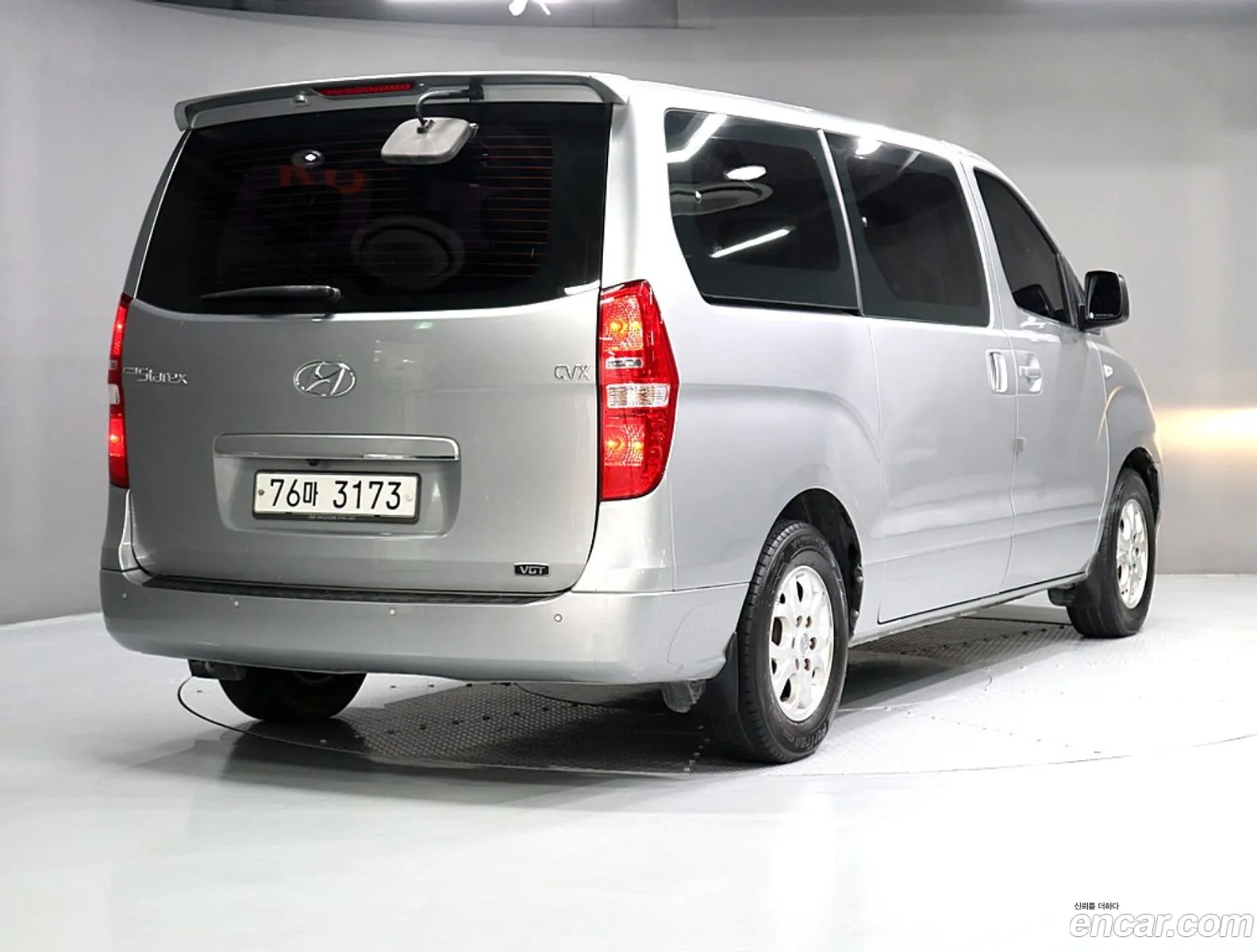 Hyundai Grand Starex 2013 — 3