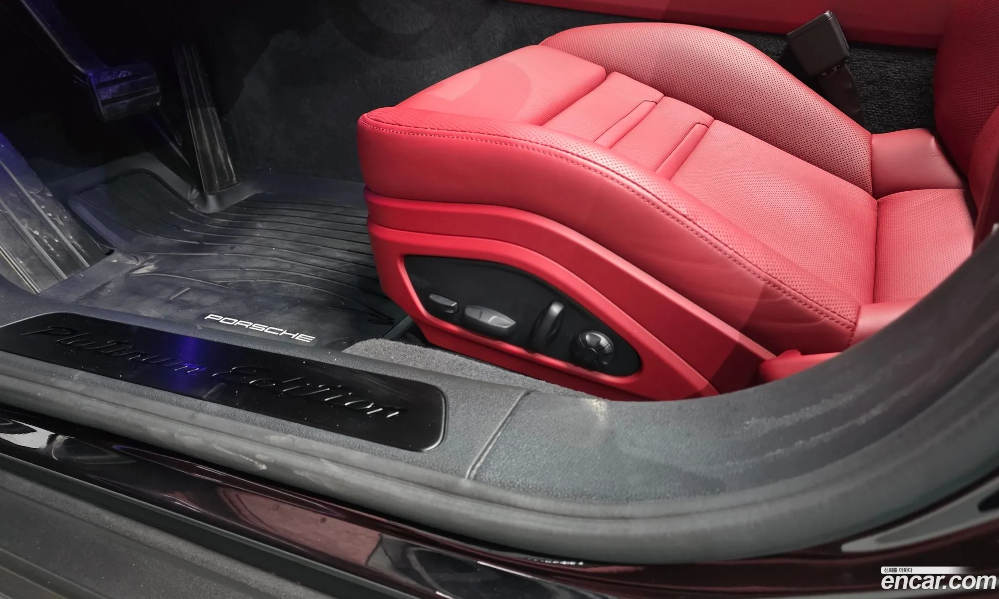 Porsche Panamera 2023 — 19