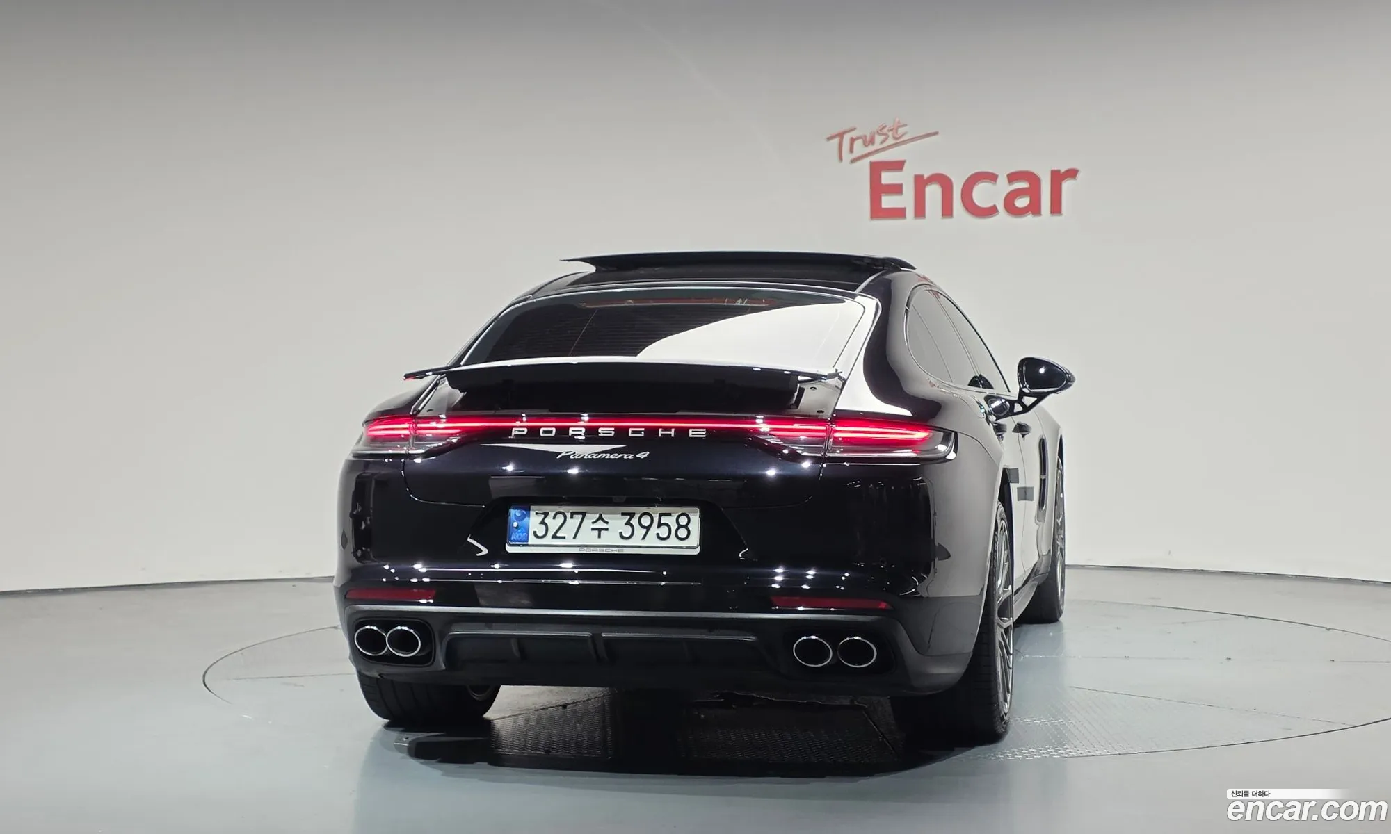 Porsche Panamera 2023 — 38
