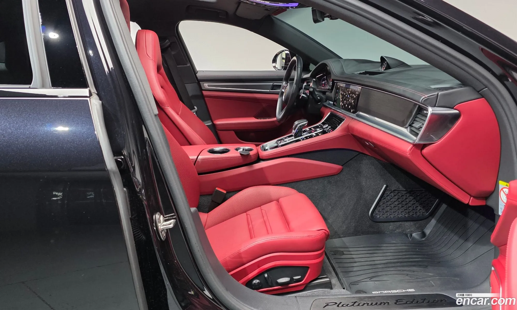 Porsche Panamera 2023 — 33