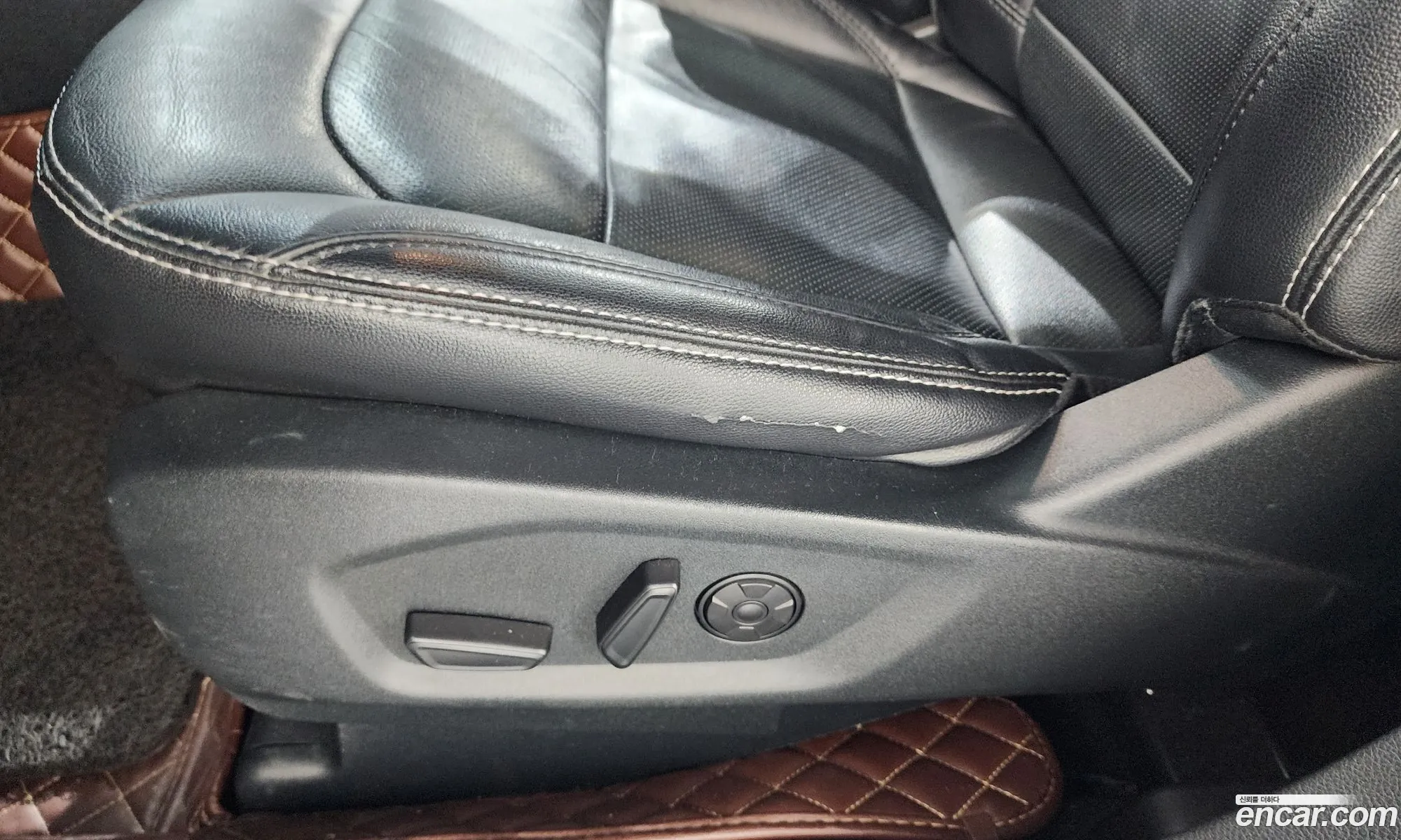 Ford Explorer 2019 — 17