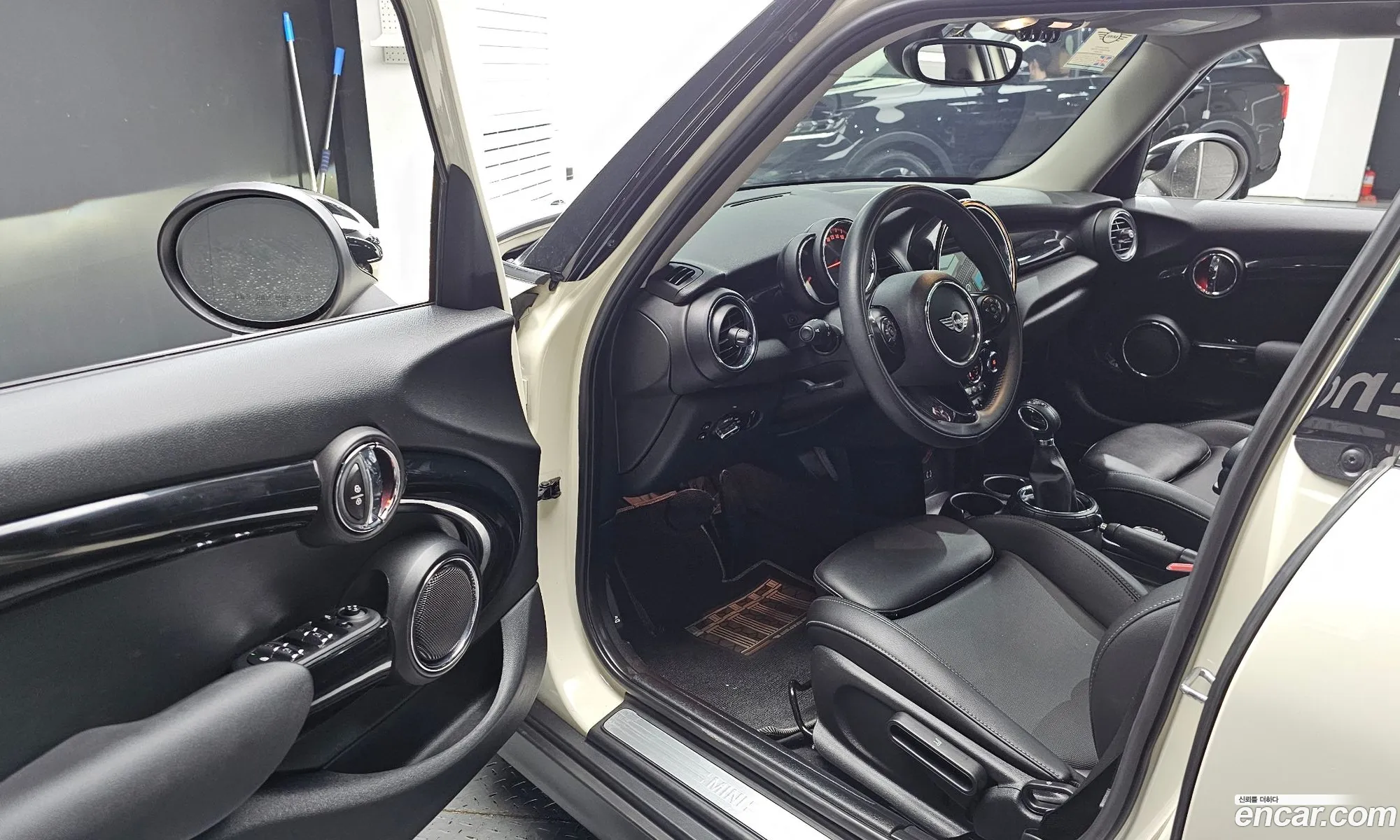 Mini Cooper D 2016 — 2