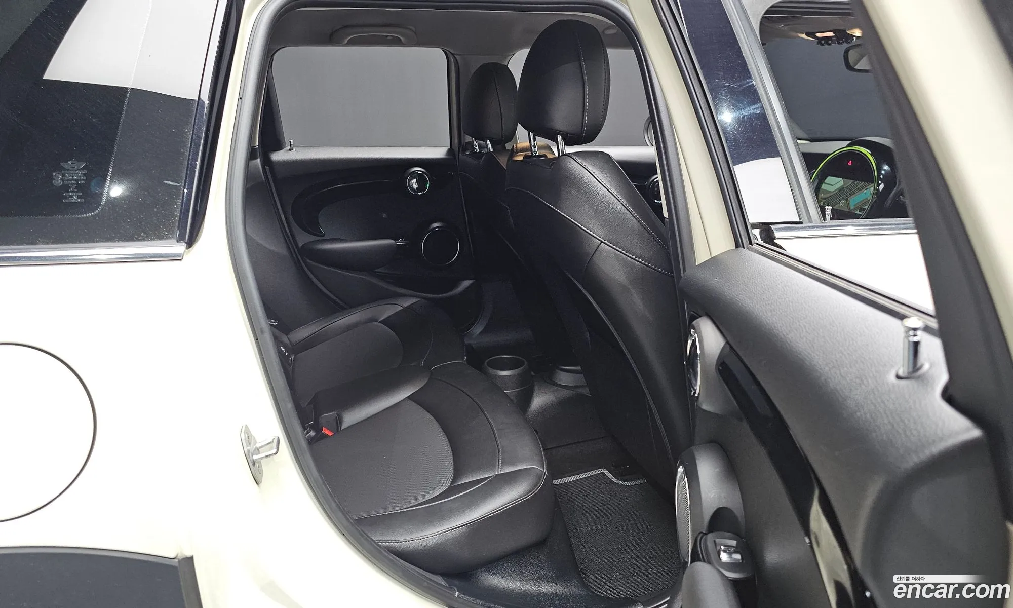 Mini Cooper D 2016 — 6