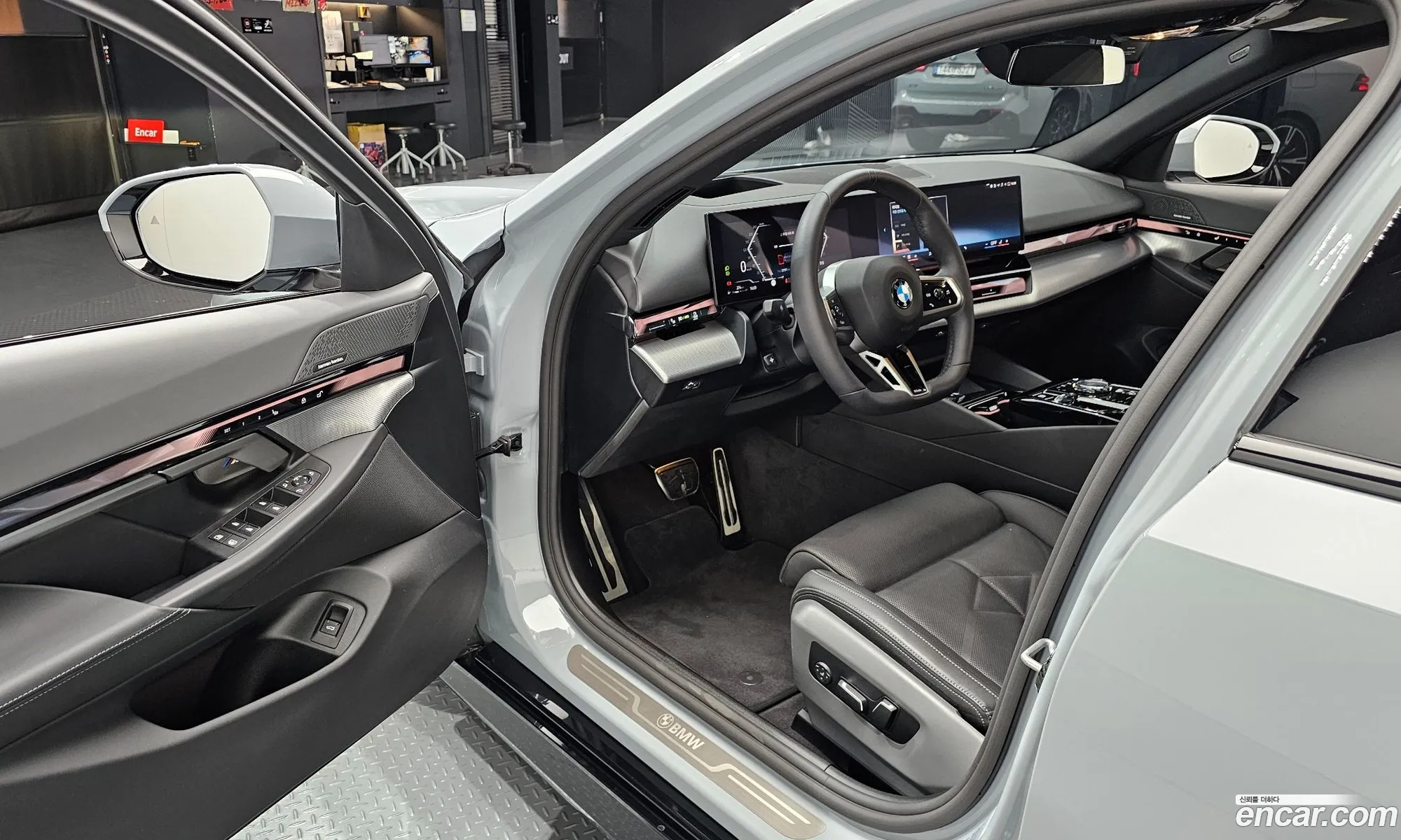 BMW 5 Series 2025 — 5