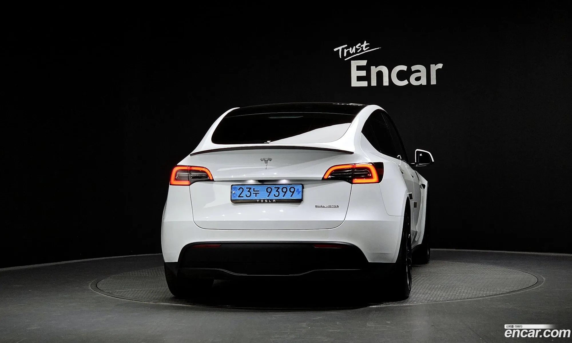 Tesla Model Y 2024 LRWYGCEL0RC553551 — 21