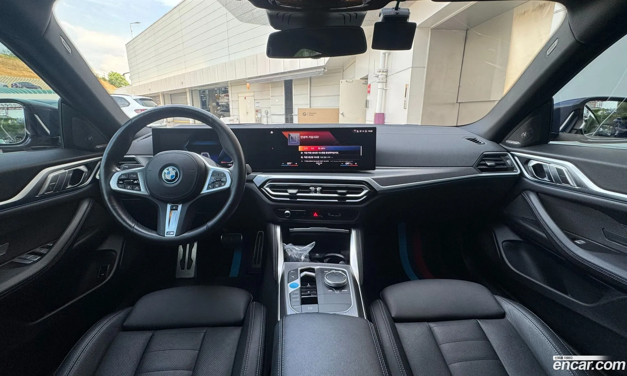 BMW i4 2023 — 17