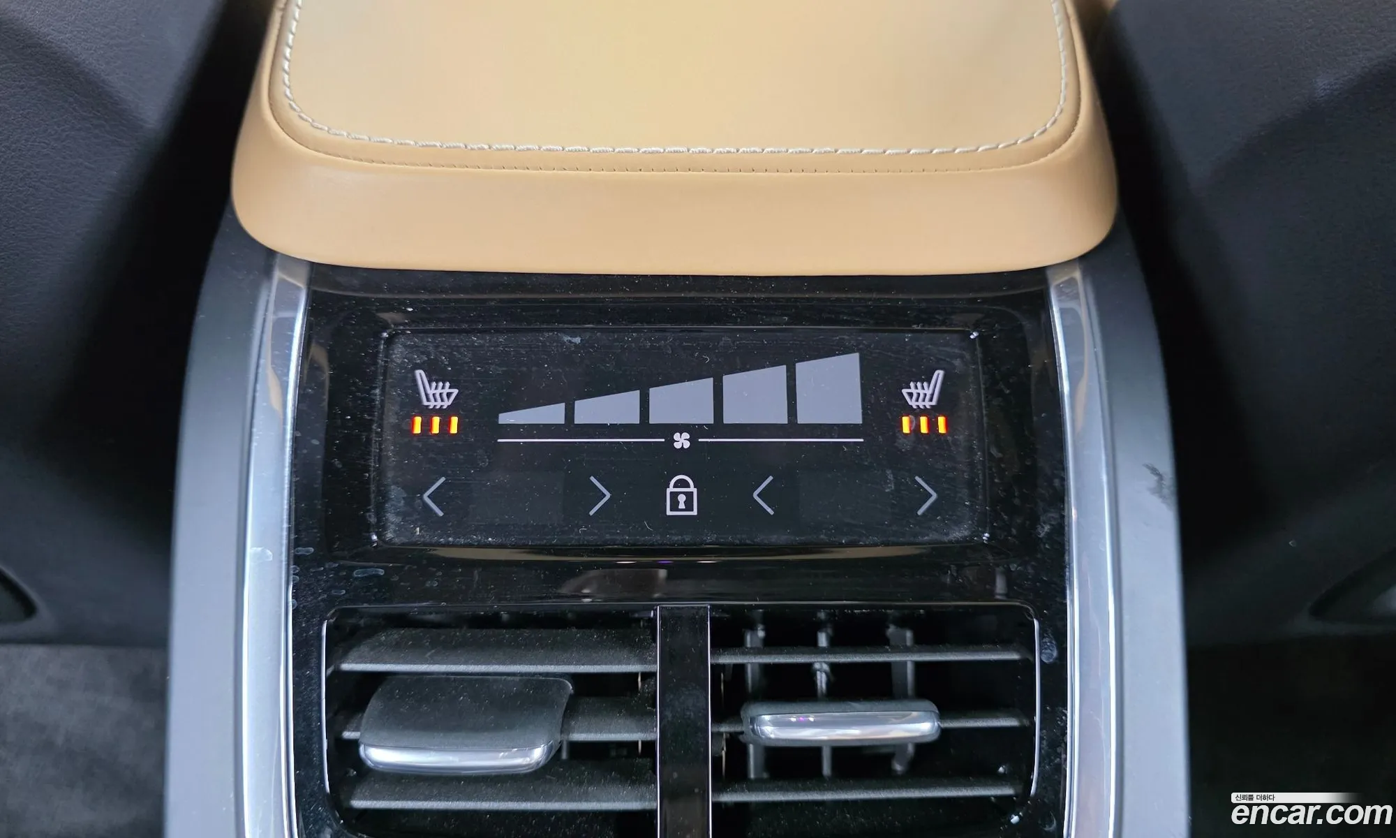 Volvo XC90 2019 YV1LFA22CK1512651 — 18