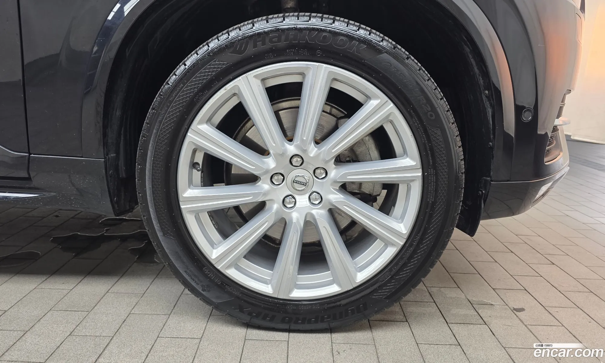 Volvo XC90 2019 YV1LFA22CK1512651 — 30