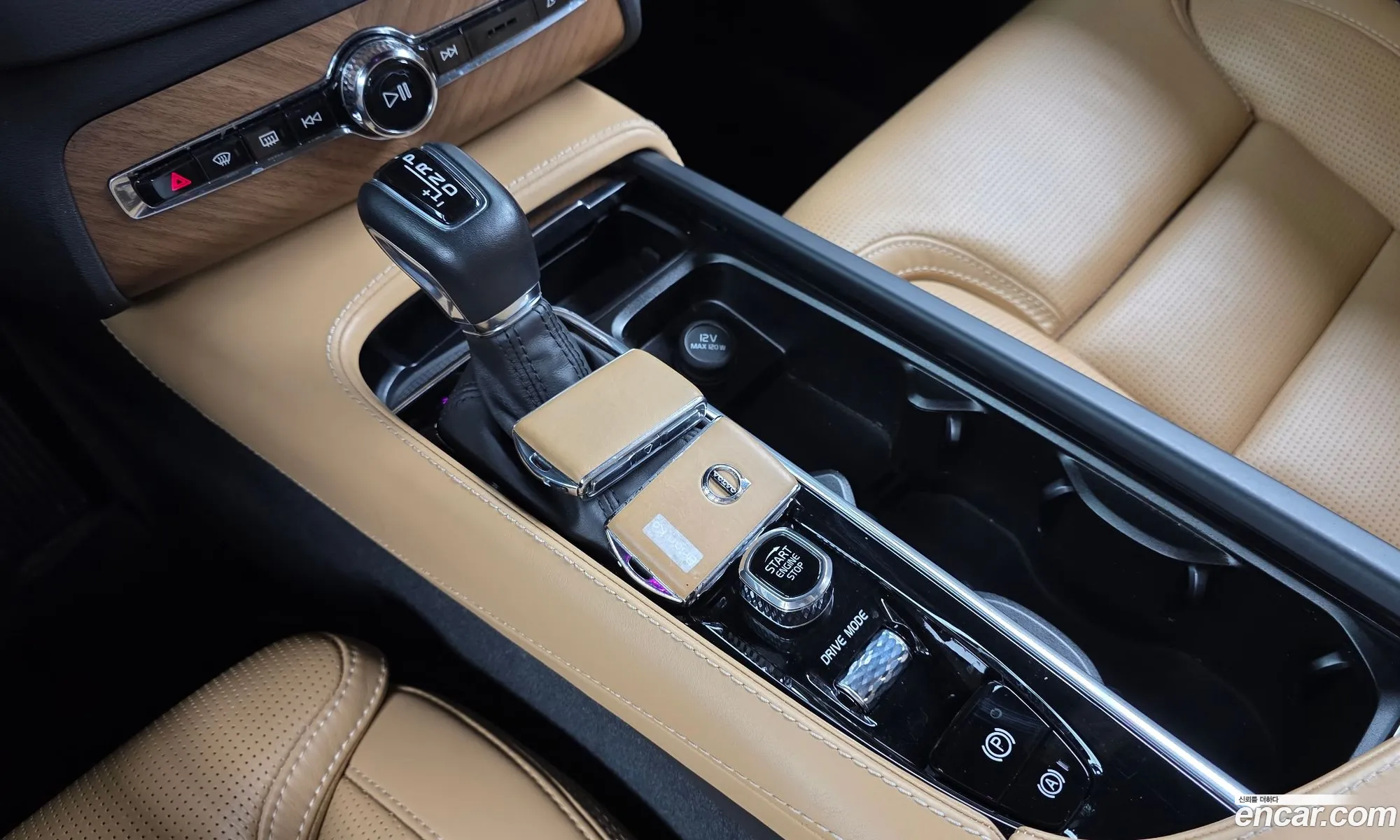 Volvo XC90 2019 YV1LFA22CK1512651 — 23
