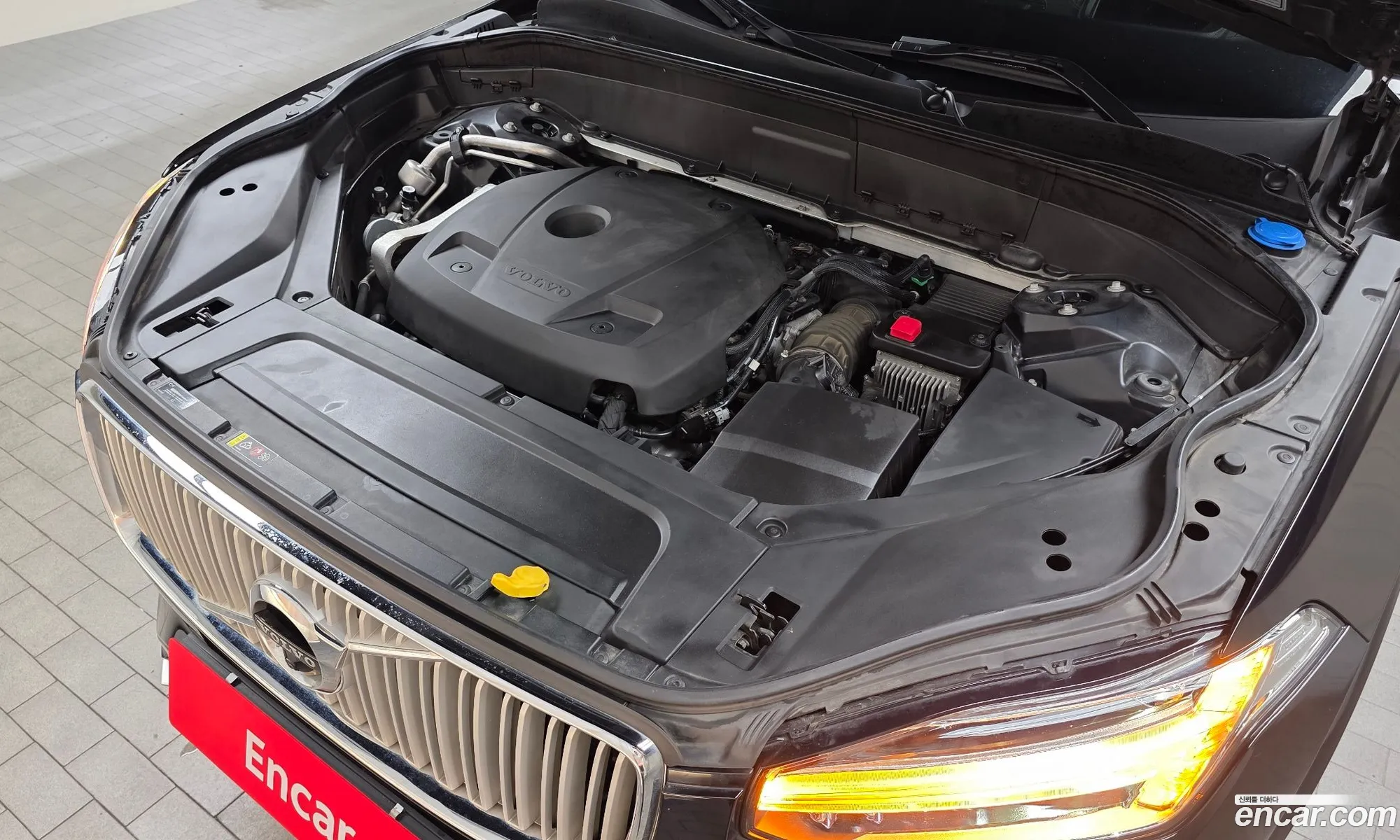 Volvo XC90 2019 YV1LFA22CK1512651 — 28
