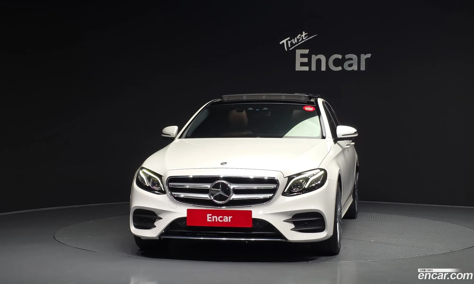 Mercedes-Benz E-Class W213 2019 WDDZF8GB2KA591141 — 8