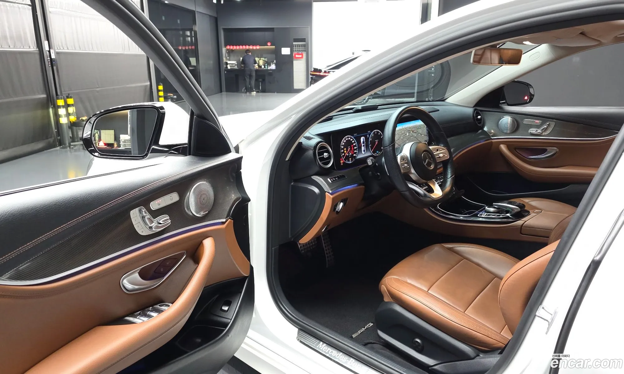 Mercedes-Benz E-Class W213 2019 WDDZF8GB2KA591141 — 21