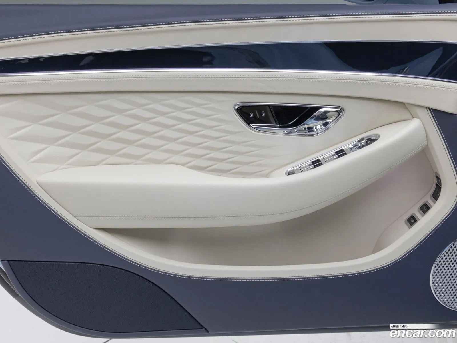 Bentley Continental GT 2025 — 5