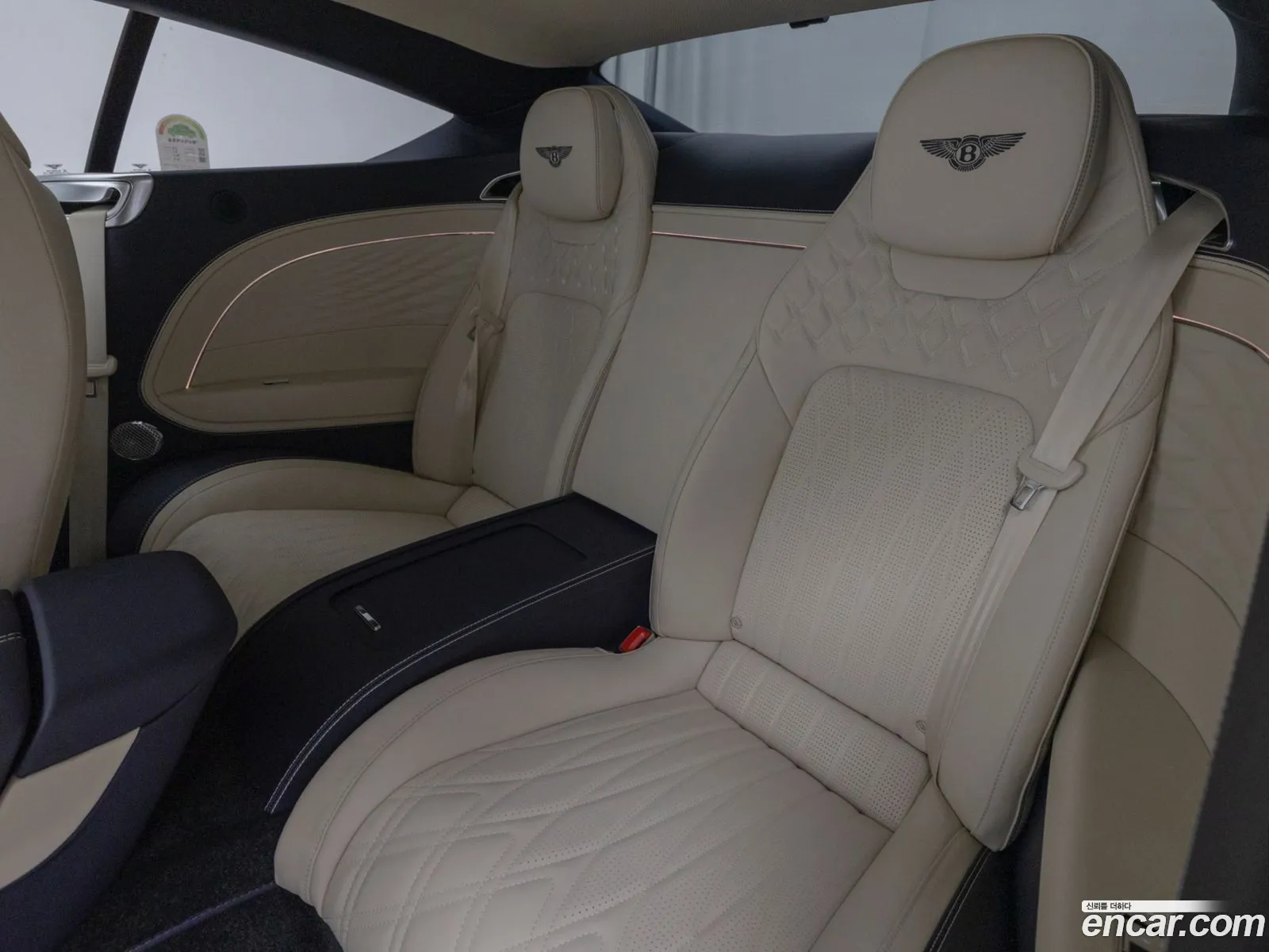 Bentley Continental GT 2025 — 4