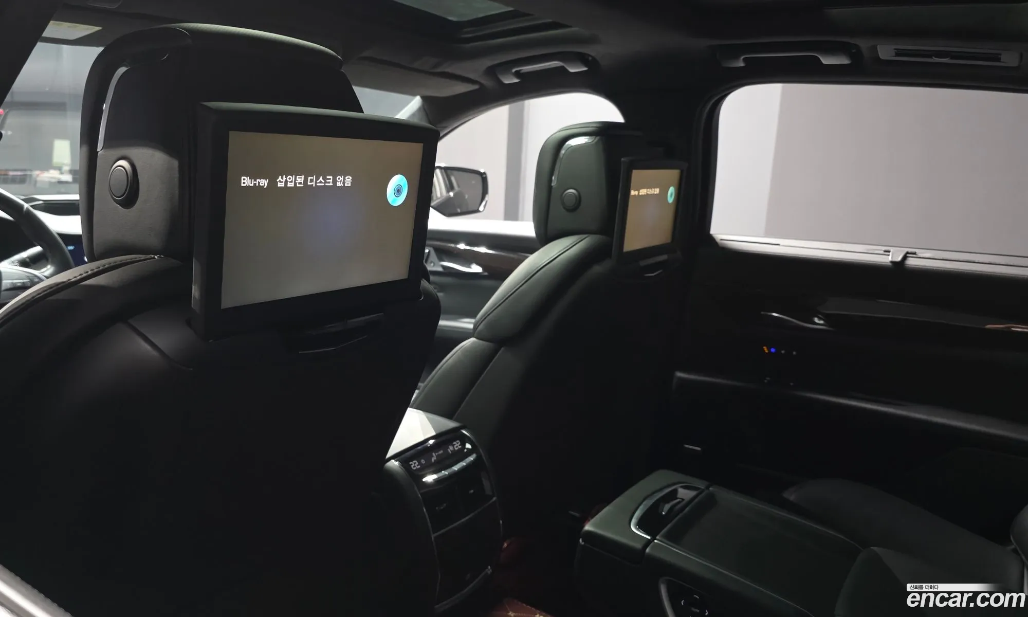 Cadillac CT6 2018 — 17
