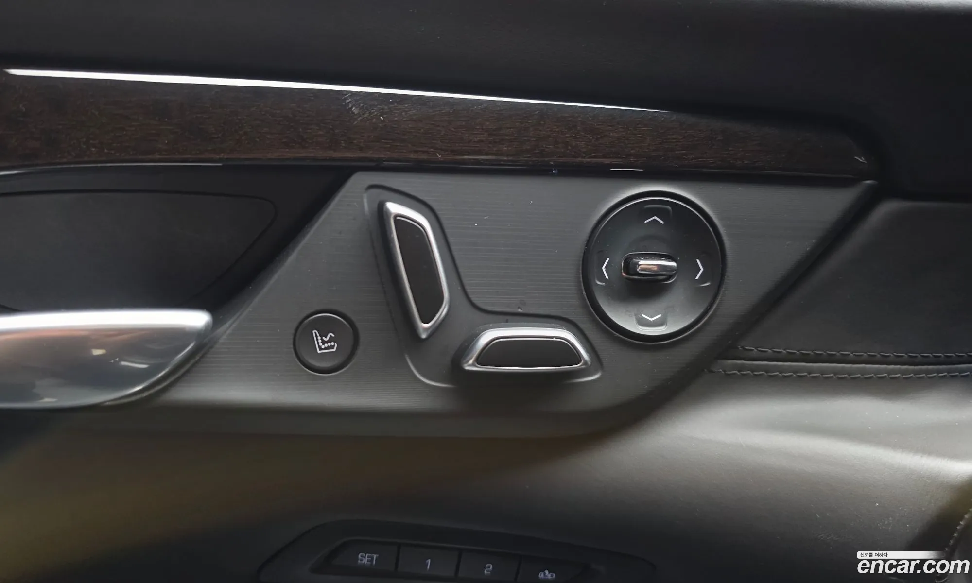Cadillac CT6 2018 — 38