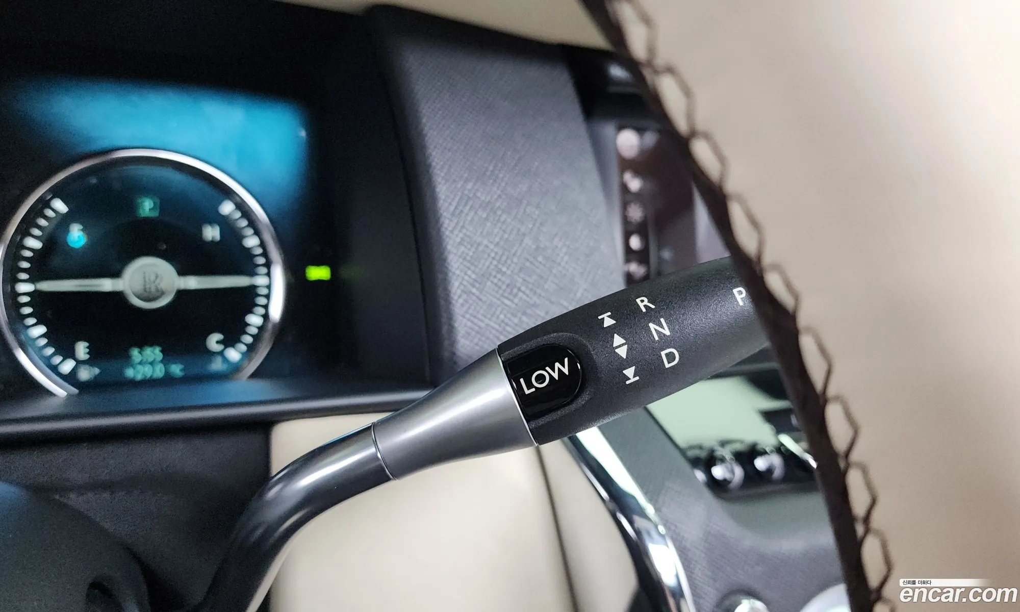 Rolls-Royce Cullinan 2019 SCA689X08KU110908 — 16